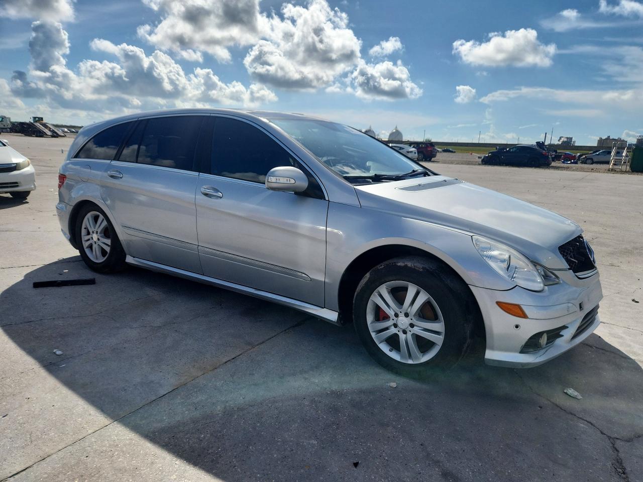 2009 Mercedes-benz R 350 4matic Серебряный vin: 4JGCB65E79A094153