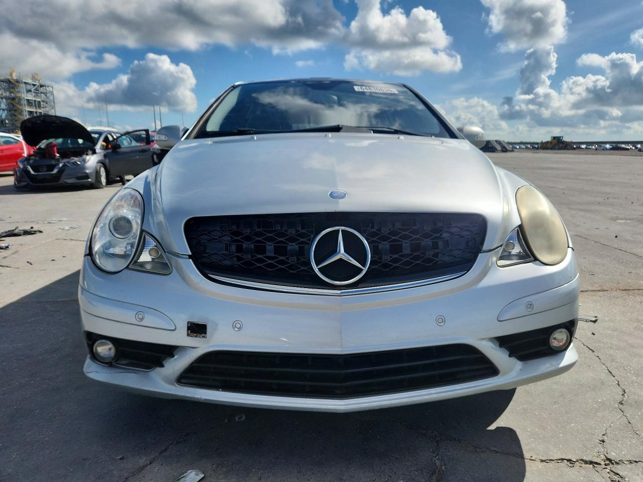 2009 Mercedes-benz R 350 4matic Серебряный vin: 4JGCB65E79A094153