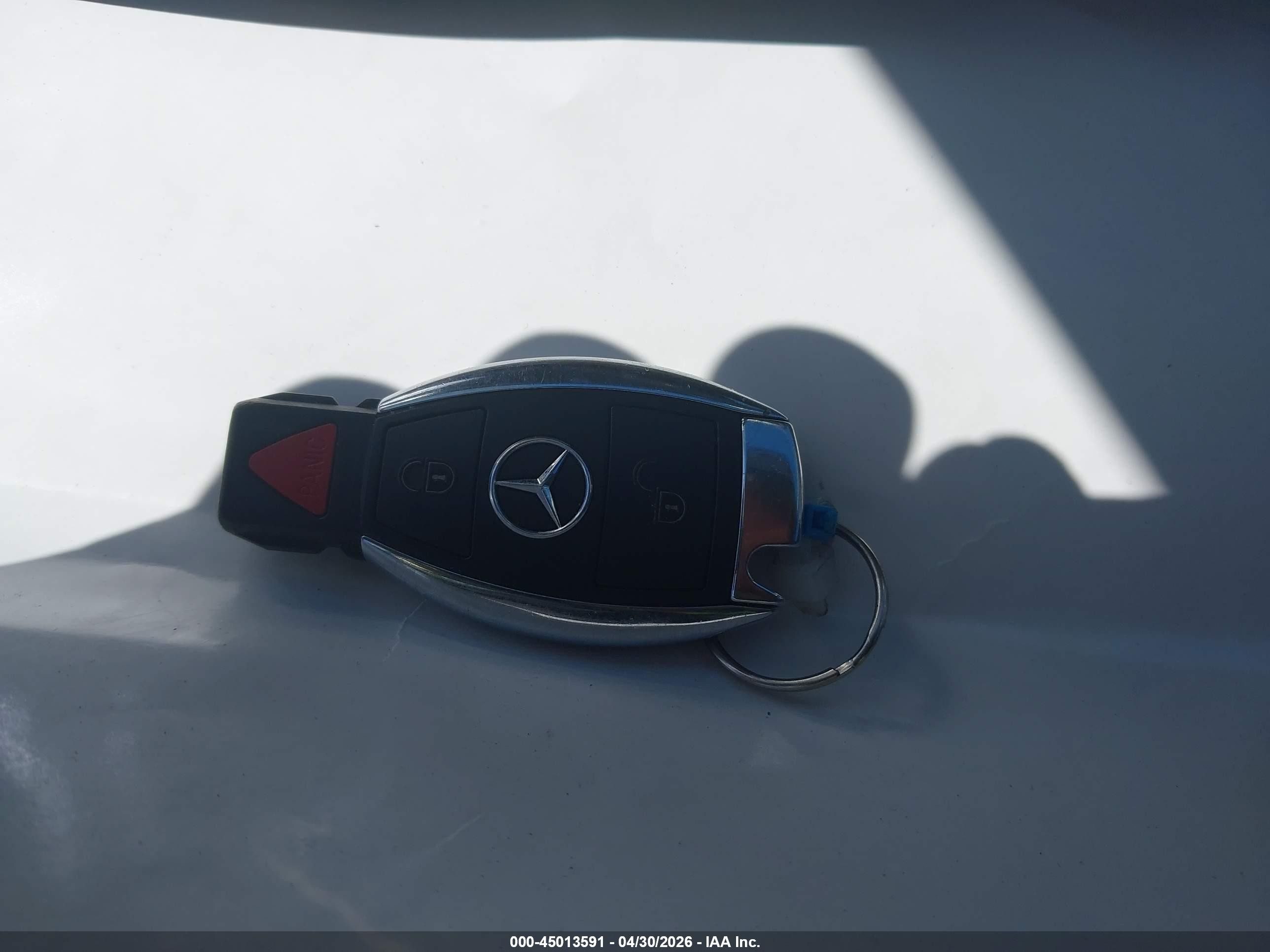 2009 Mercedes-benz R 350 4matic White vin: 4JGCB65E79A094833