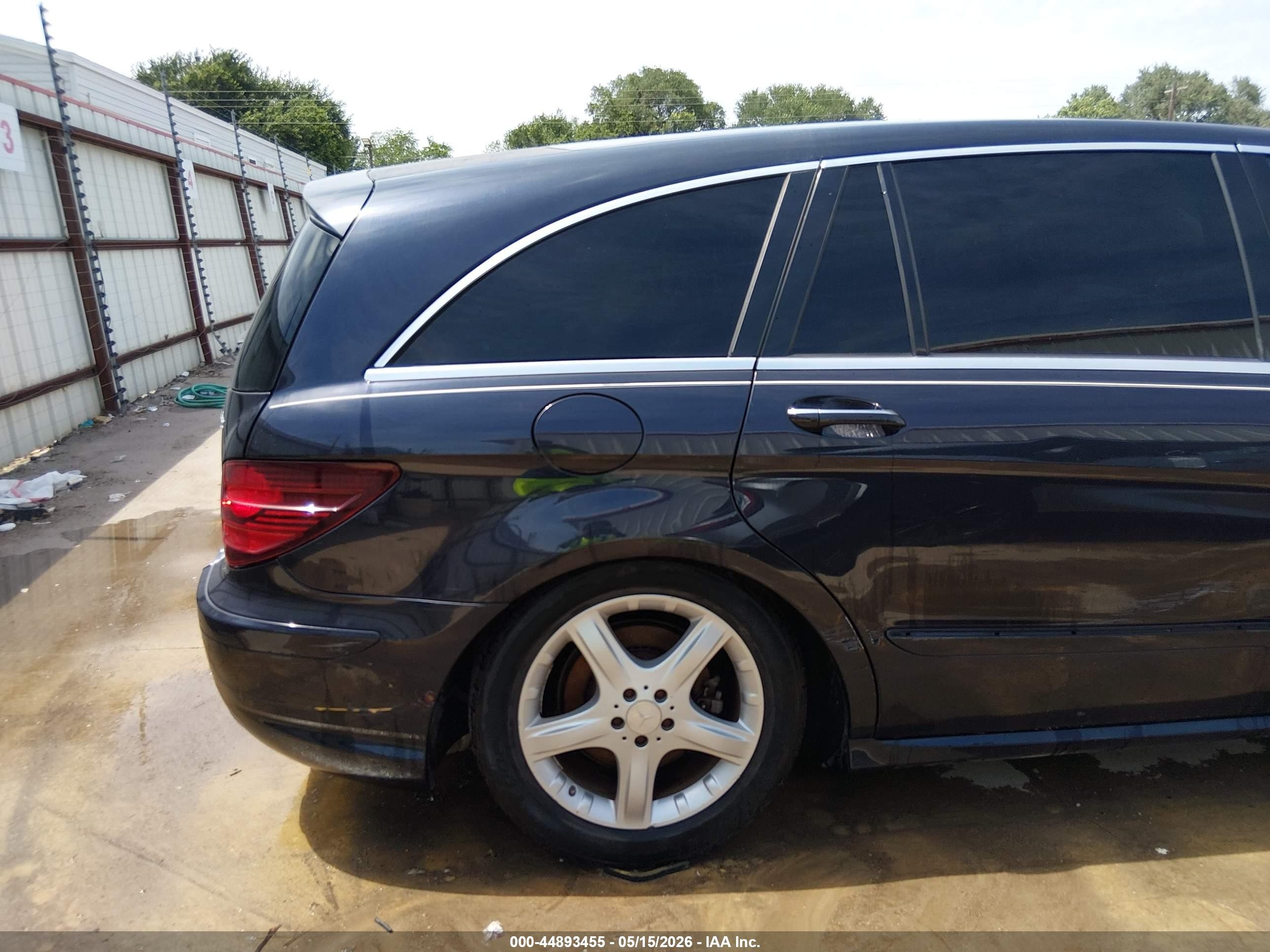 2009 Mercedes-benz R 350 4matic Navy vin: 4JGCB65E79A098042