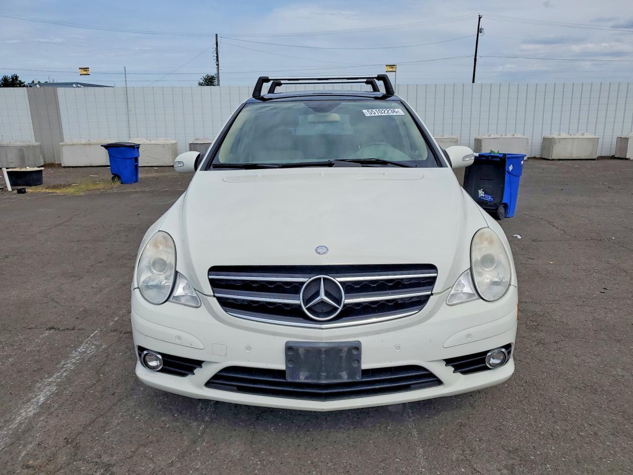 2009 Mercedes-benz R 350 4matic White vin: 4JGCB65E89A092881