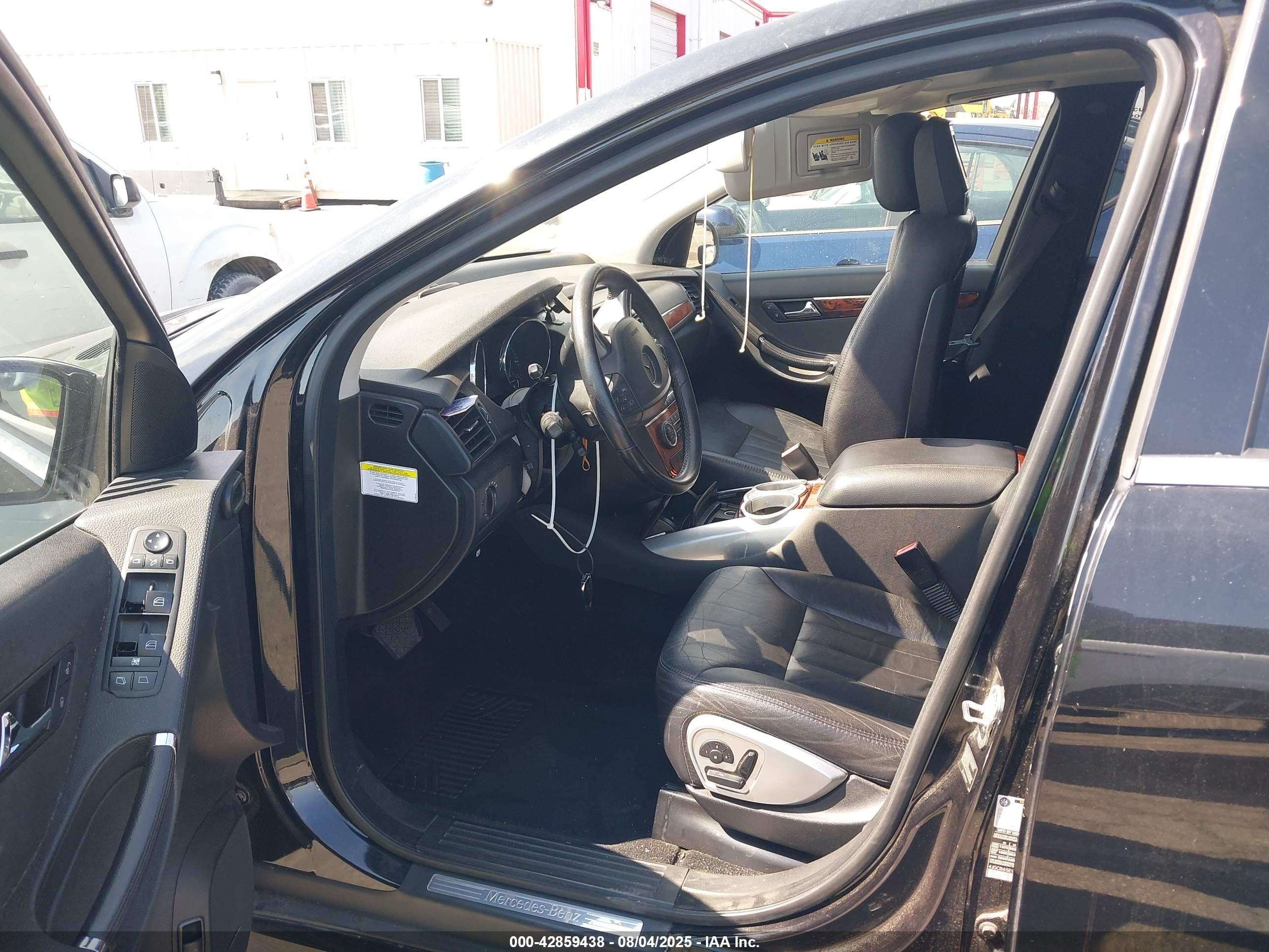 2007 Mercedes-benz R 350 4matic Black vin: 4JGCB65E97A038261