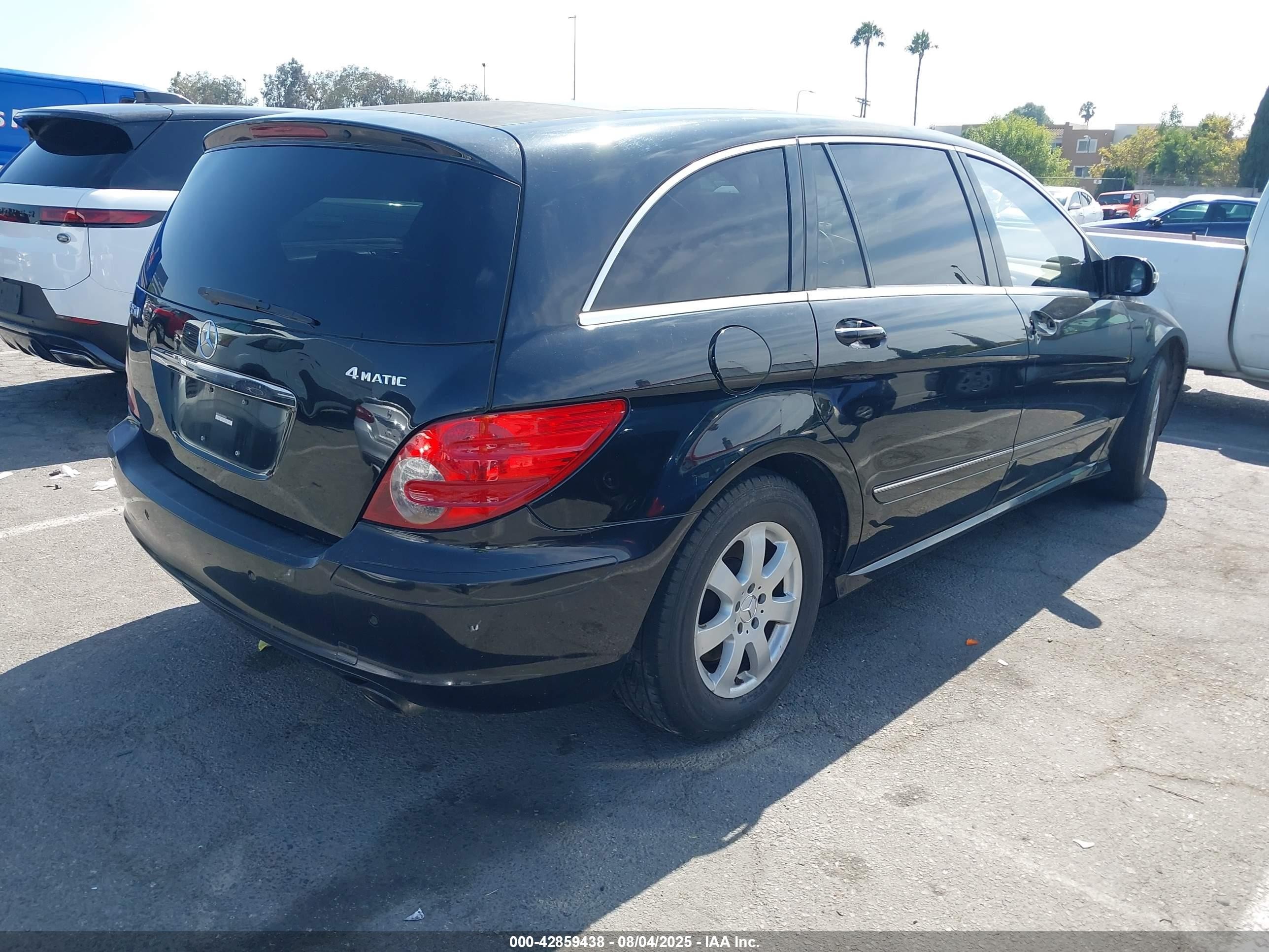 2007 Mercedes-benz R 350 4matic Black vin: 4JGCB65E97A038261
