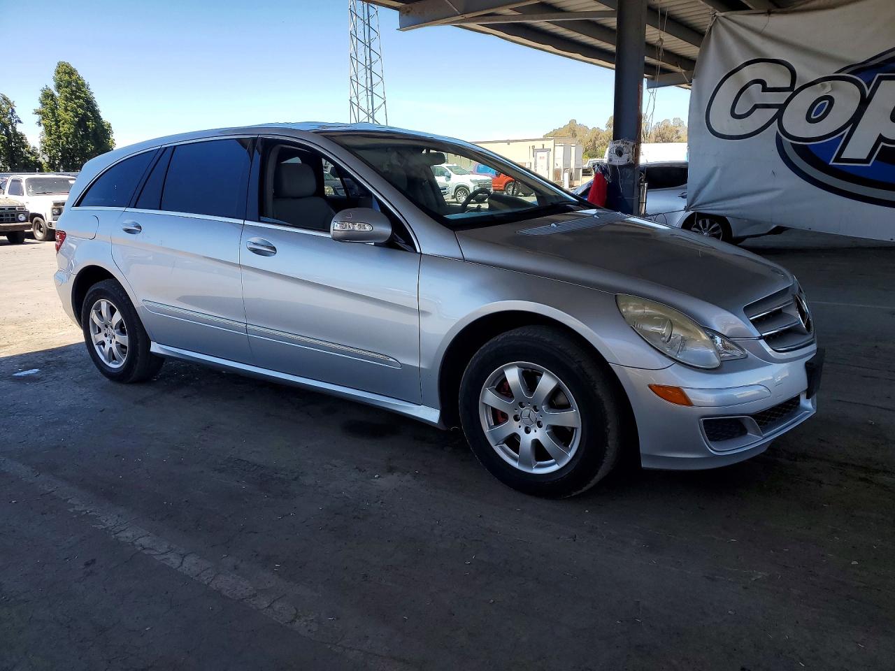 2007 Mercedes-benz R 350 Silver vin: 4JGCB65E97A051205