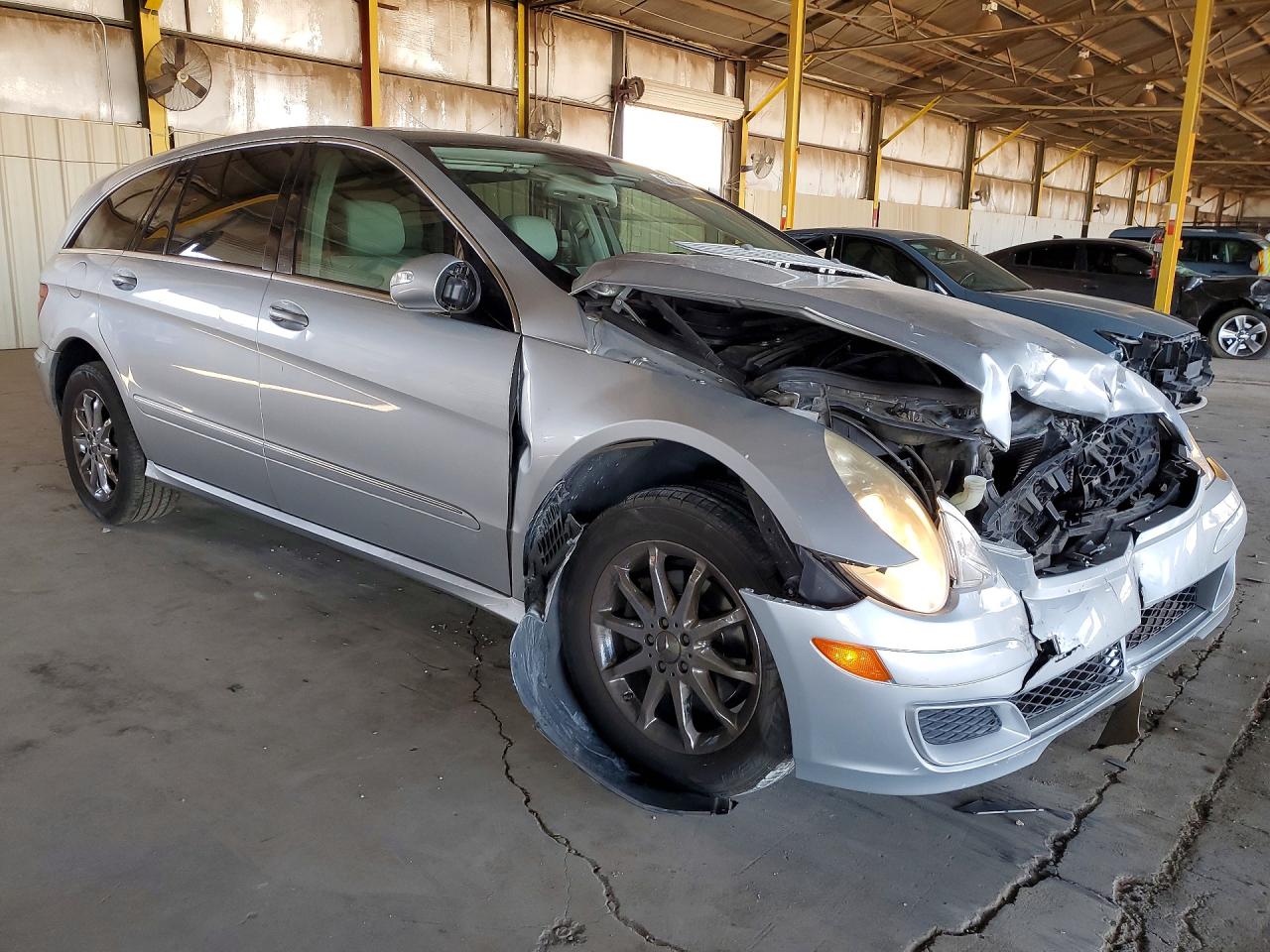 2007 Mercedes-benz R 350 Silver vin: 4JGCB65E97A052757