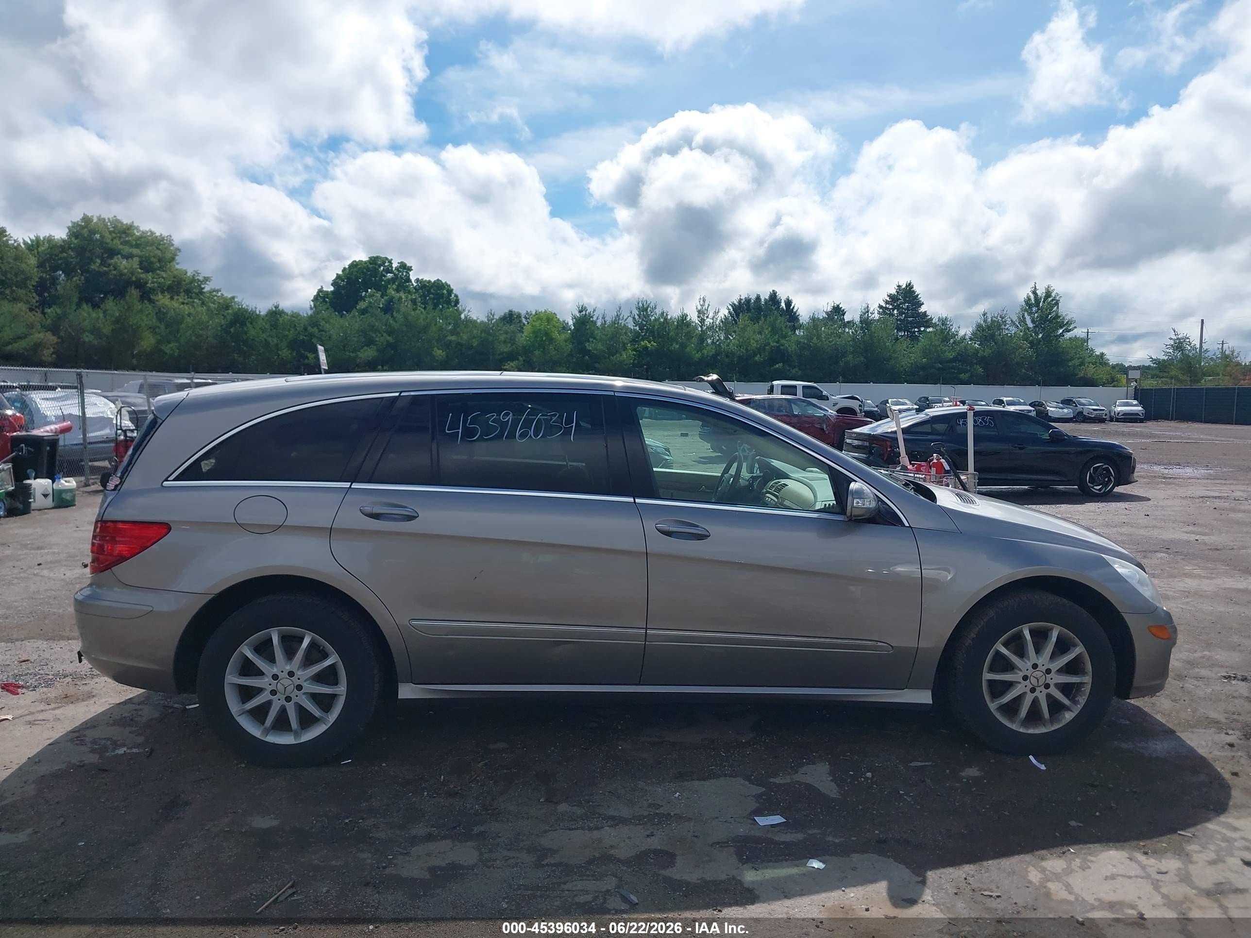 2007 Mercedes-benz R 350 4matic Silver vin: 4JGCB65E97A053696