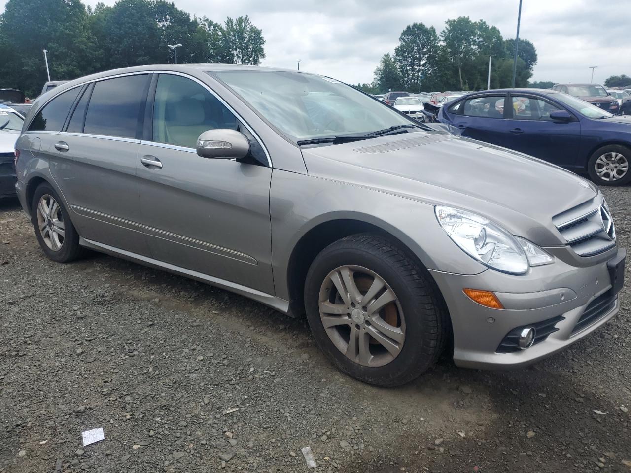 2008 Mercedes-benz R 350 Silver vin: 4JGCB65E98A063100
