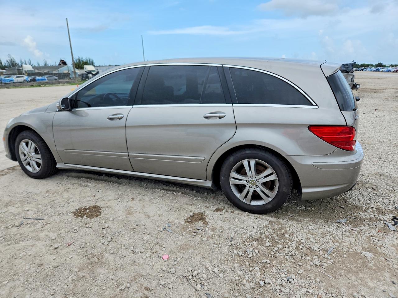 2009 Mercedes-benz R 350 4matic Gray vin: 4JGCB65E99A094462