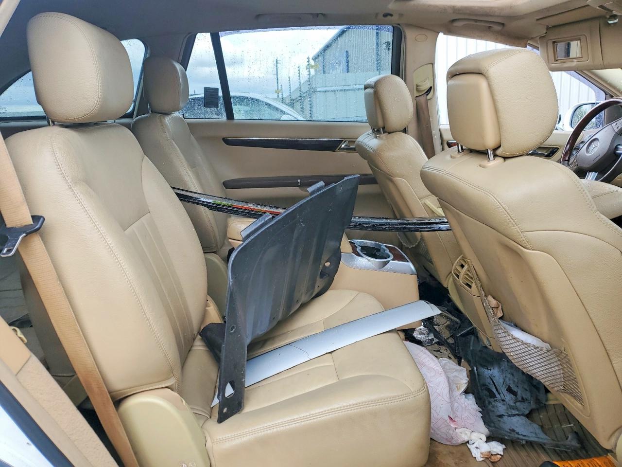 2006 Mercedes-benz R 350 White vin: 4JGCB65EX6A030541