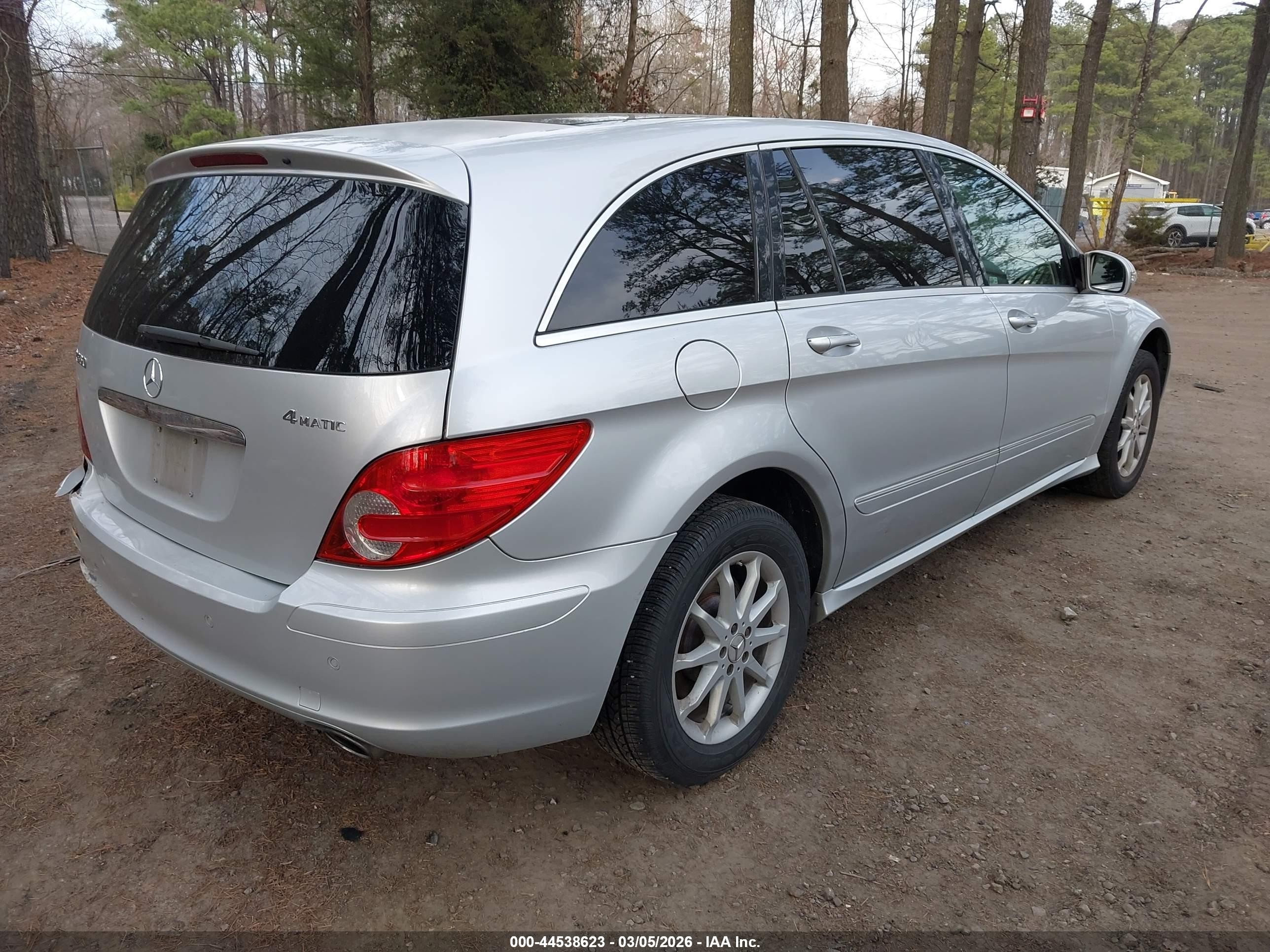 2007 Mercedes-benz R 350 4matic Silver vin: 4JGCB65EX7A047678