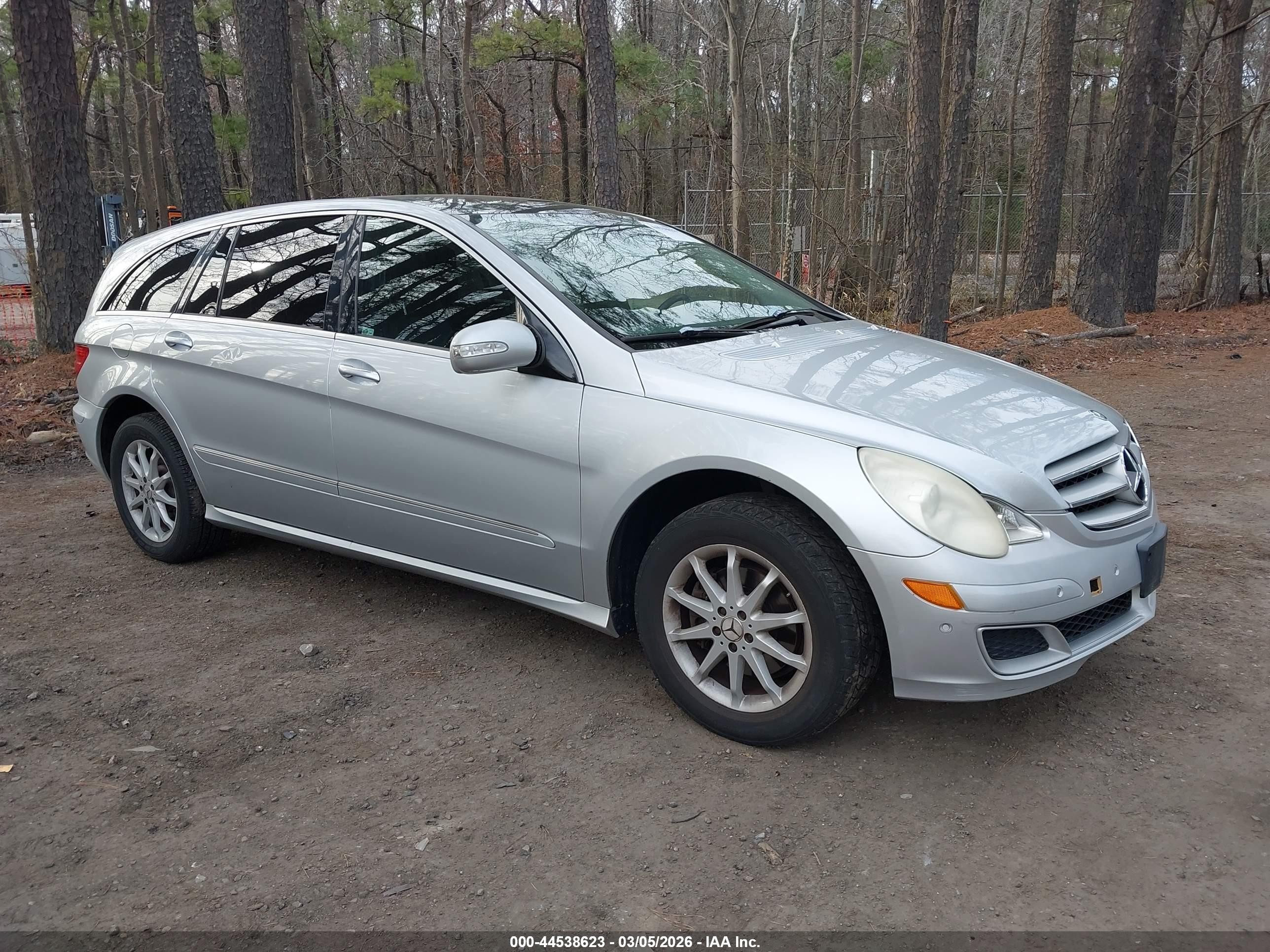 2007 Mercedes-benz R 350 4matic Silver vin: 4JGCB65EX7A047678