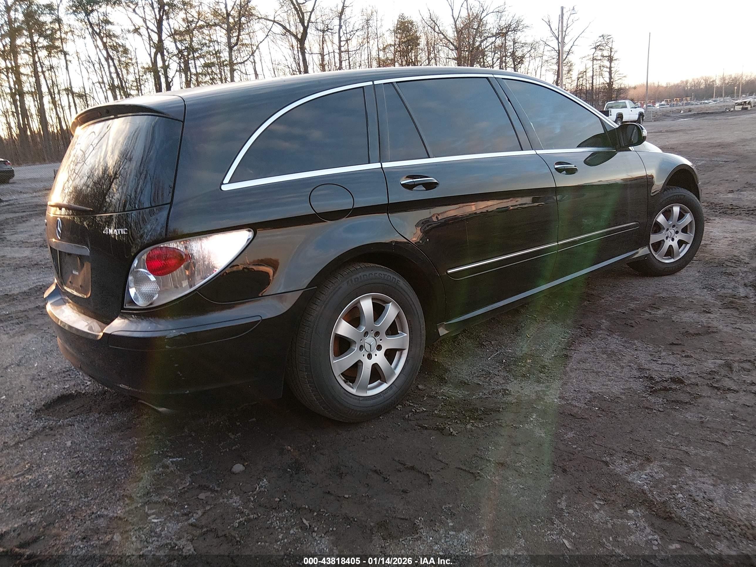 2007 Mercedes-benz R 350 4matic Black vin: 4JGCB65EX7A048913