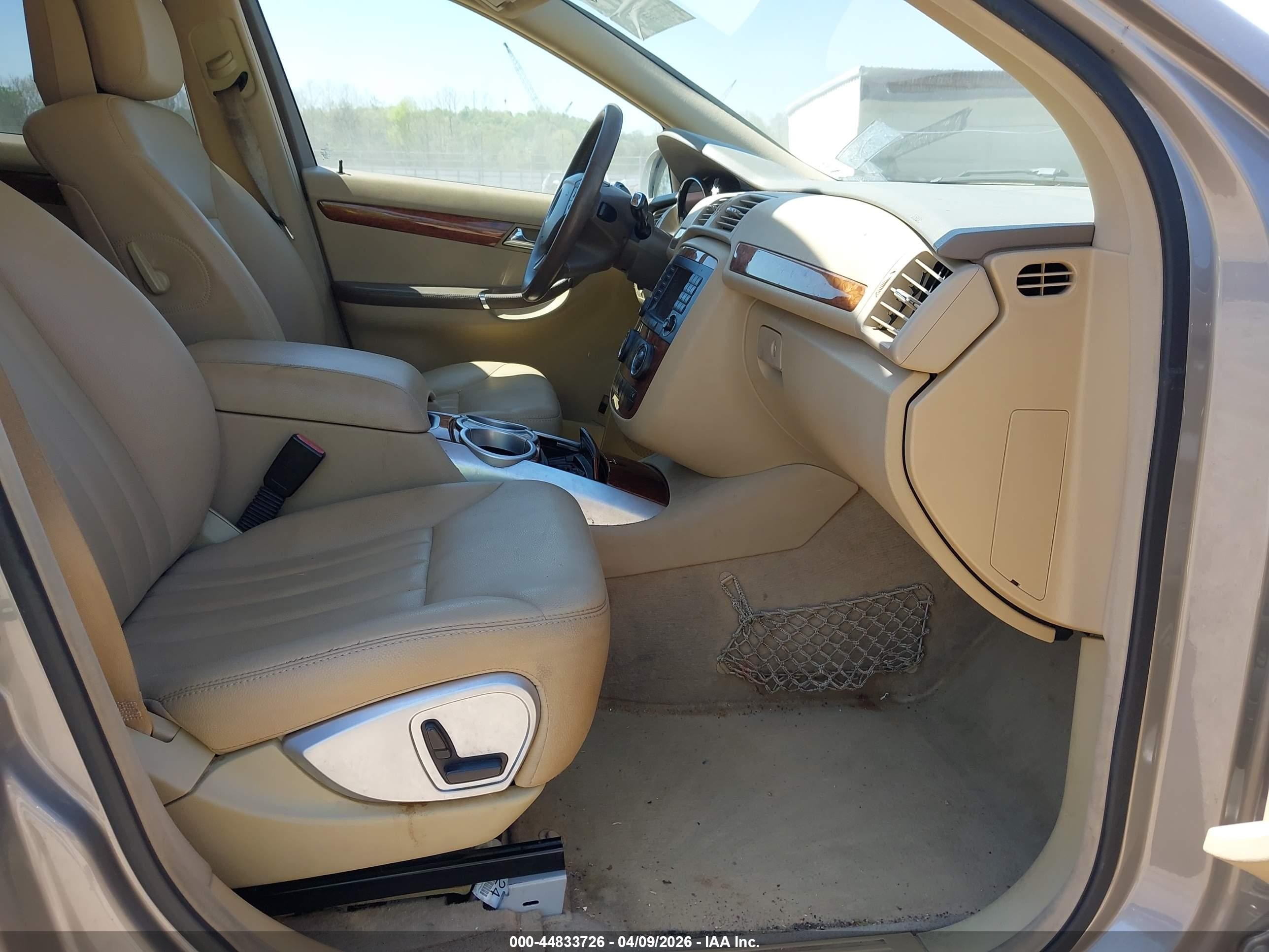 2007 Mercedes-benz R 350 4matic Silver vin: 4JGCB65EX7A054338