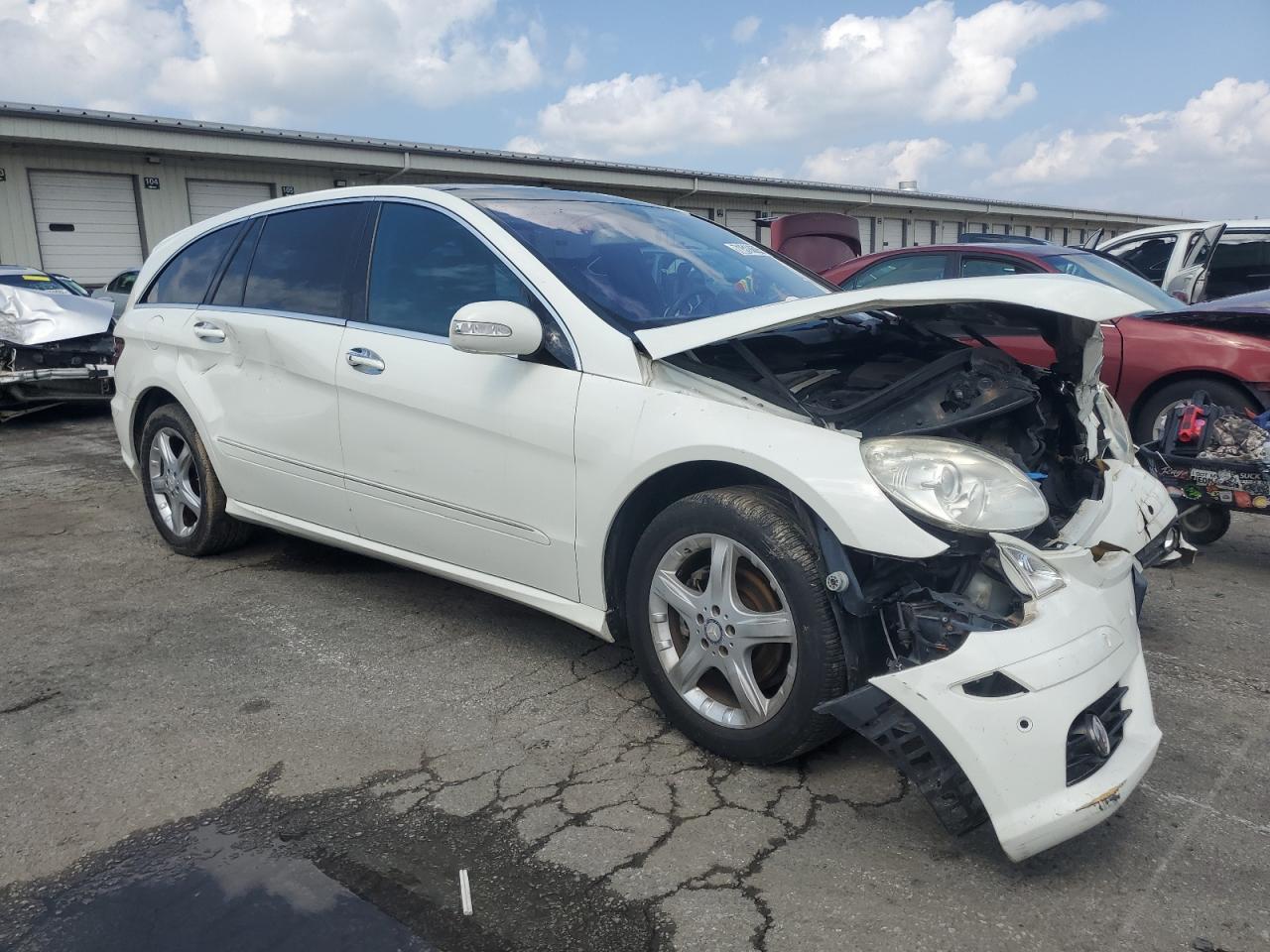 2008 Mercedes-benz R 350 White vin: 4JGCB65EX8A078611