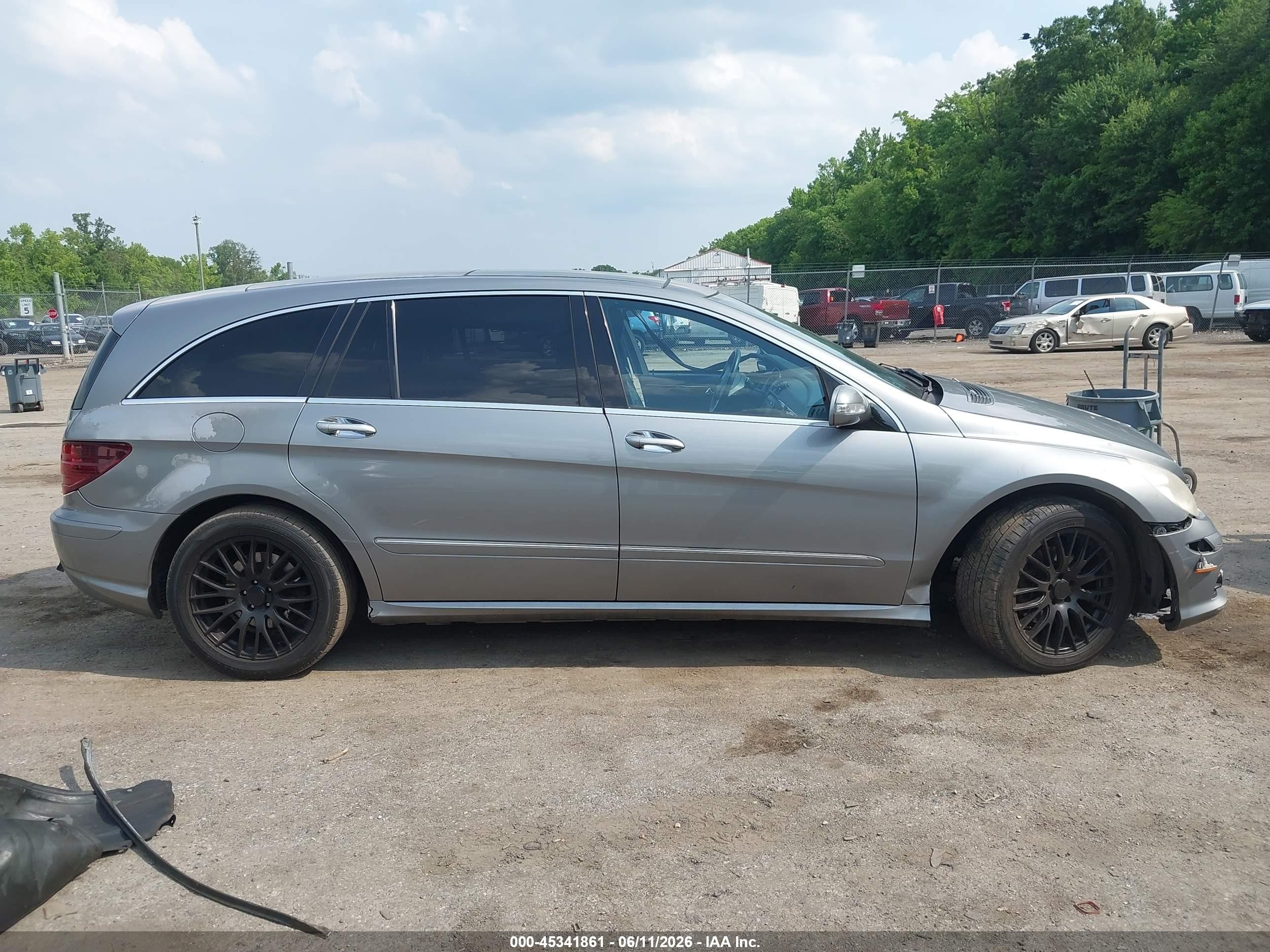 2010 Mercedes-benz R 350 4matic Gray vin: 4JGCB6FB1AA102272