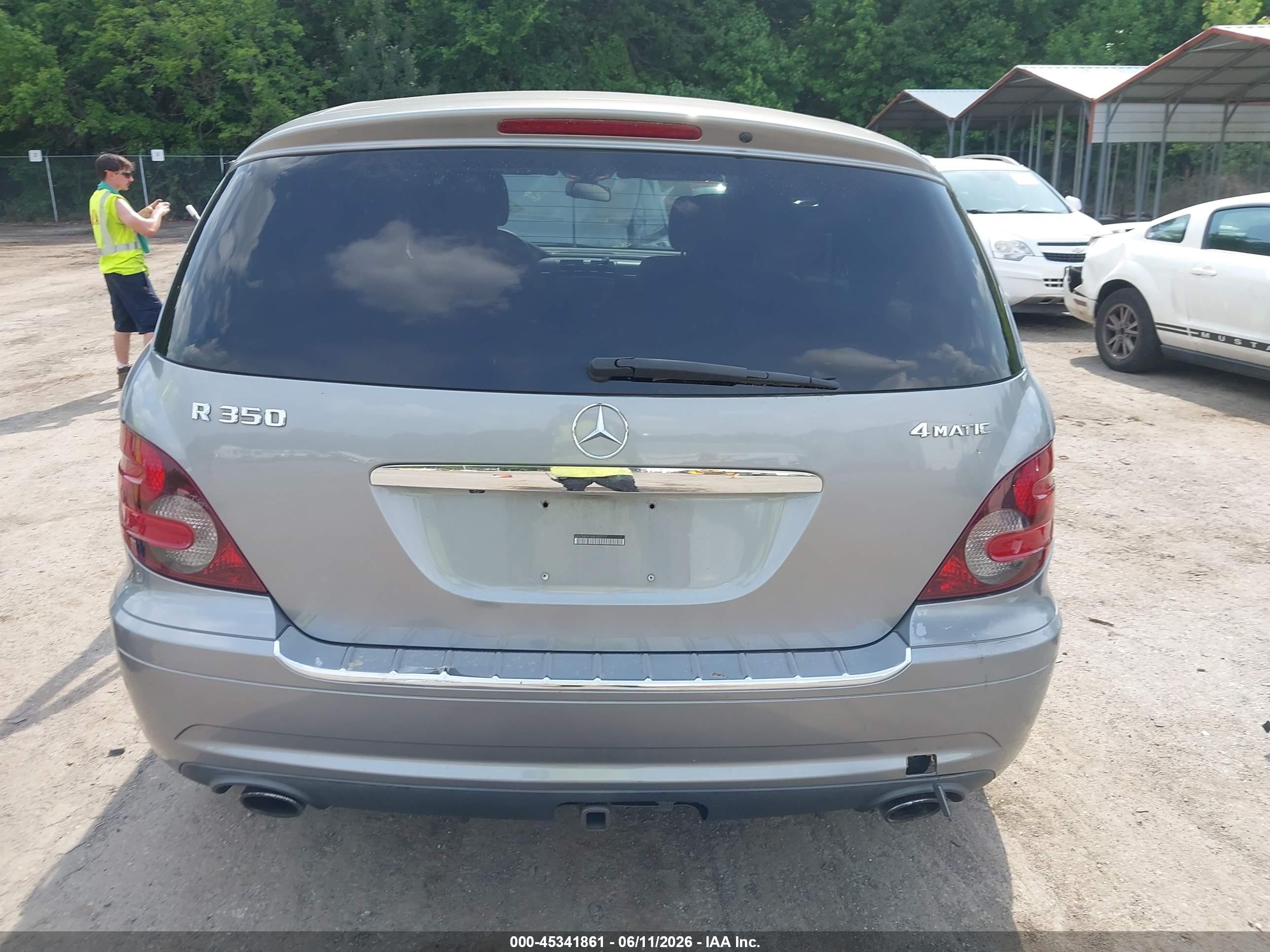 2010 Mercedes-benz R 350 4matic Gray vin: 4JGCB6FB1AA102272
