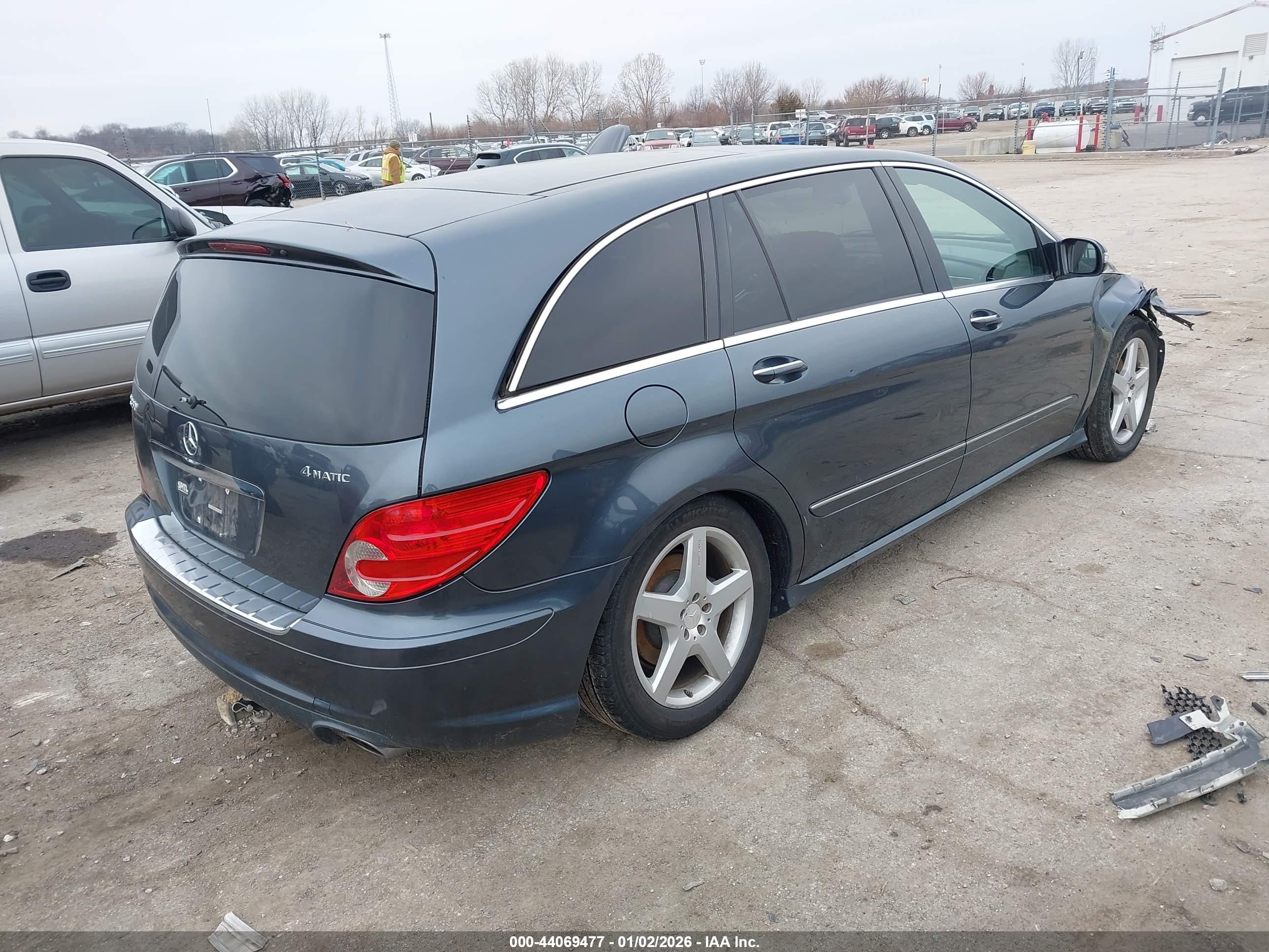 2010 Mercedes-benz R 350 4matic Gray vin: 4JGCB6FB2AA103558