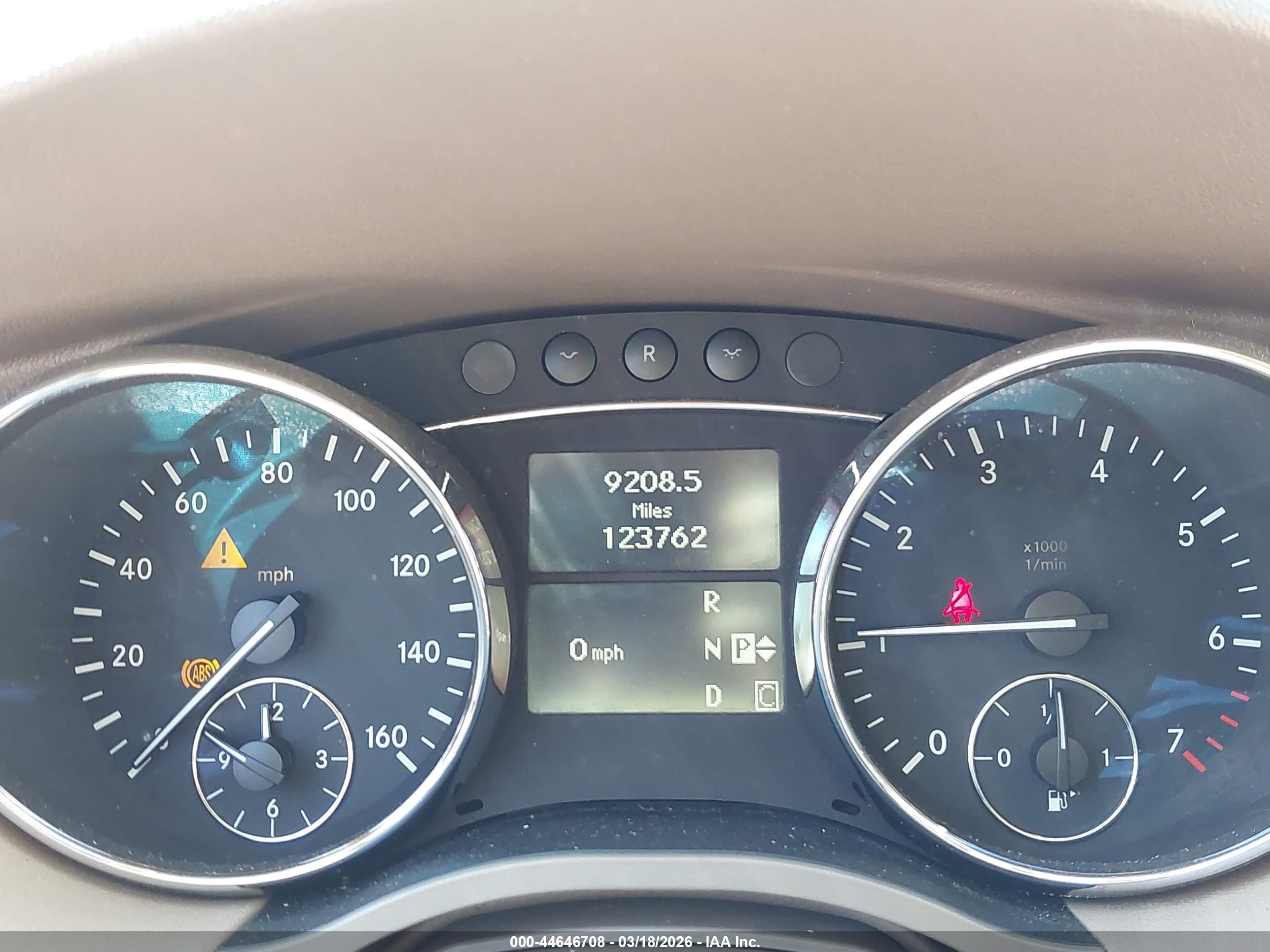 2010 Mercedes-benz R 350 4matic Black vin: 4JGCB6FB6AA102980