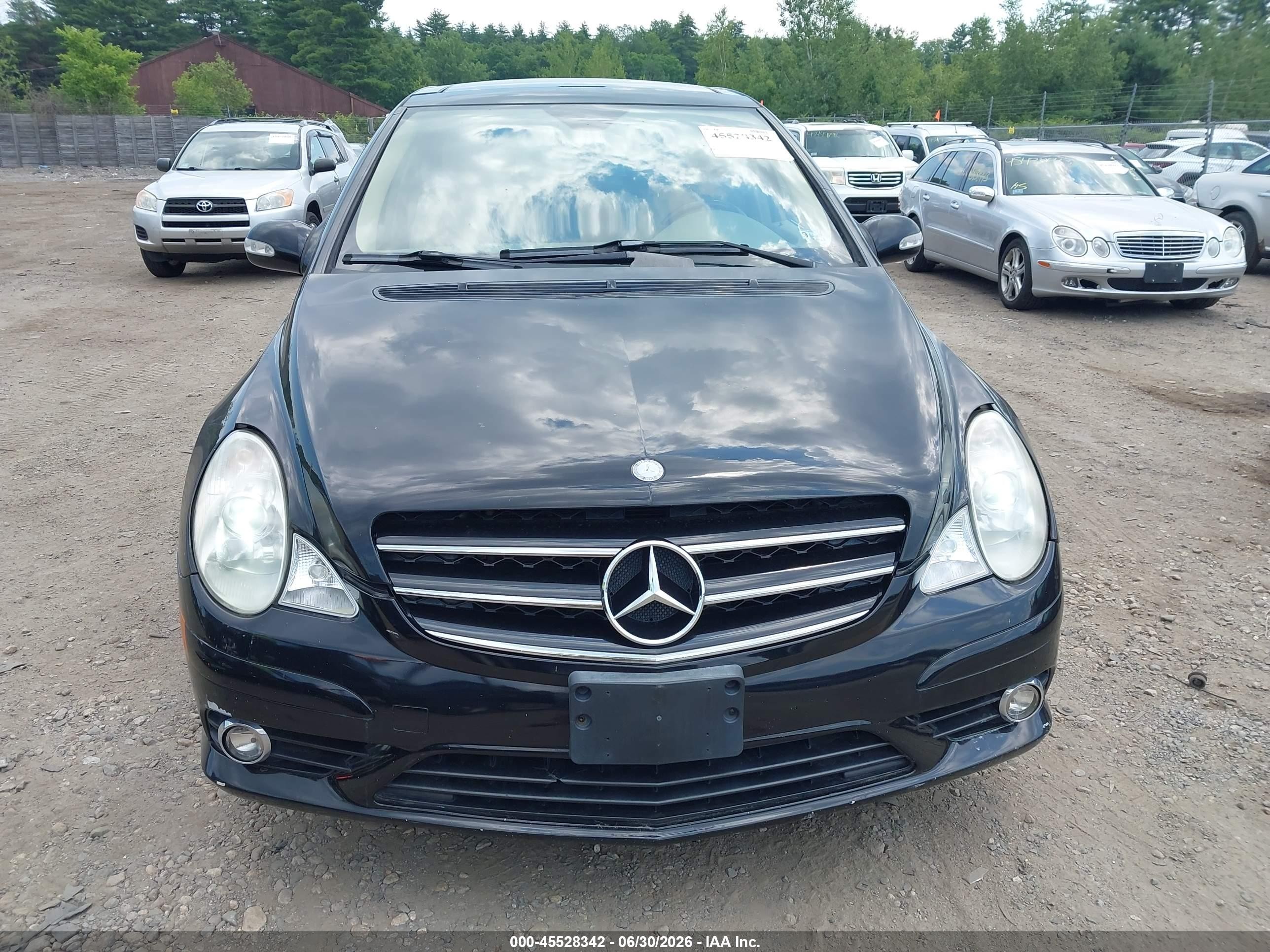 2010 Mercedes-benz R 350 4matic Black vin: 4JGCB6FB6AA102980