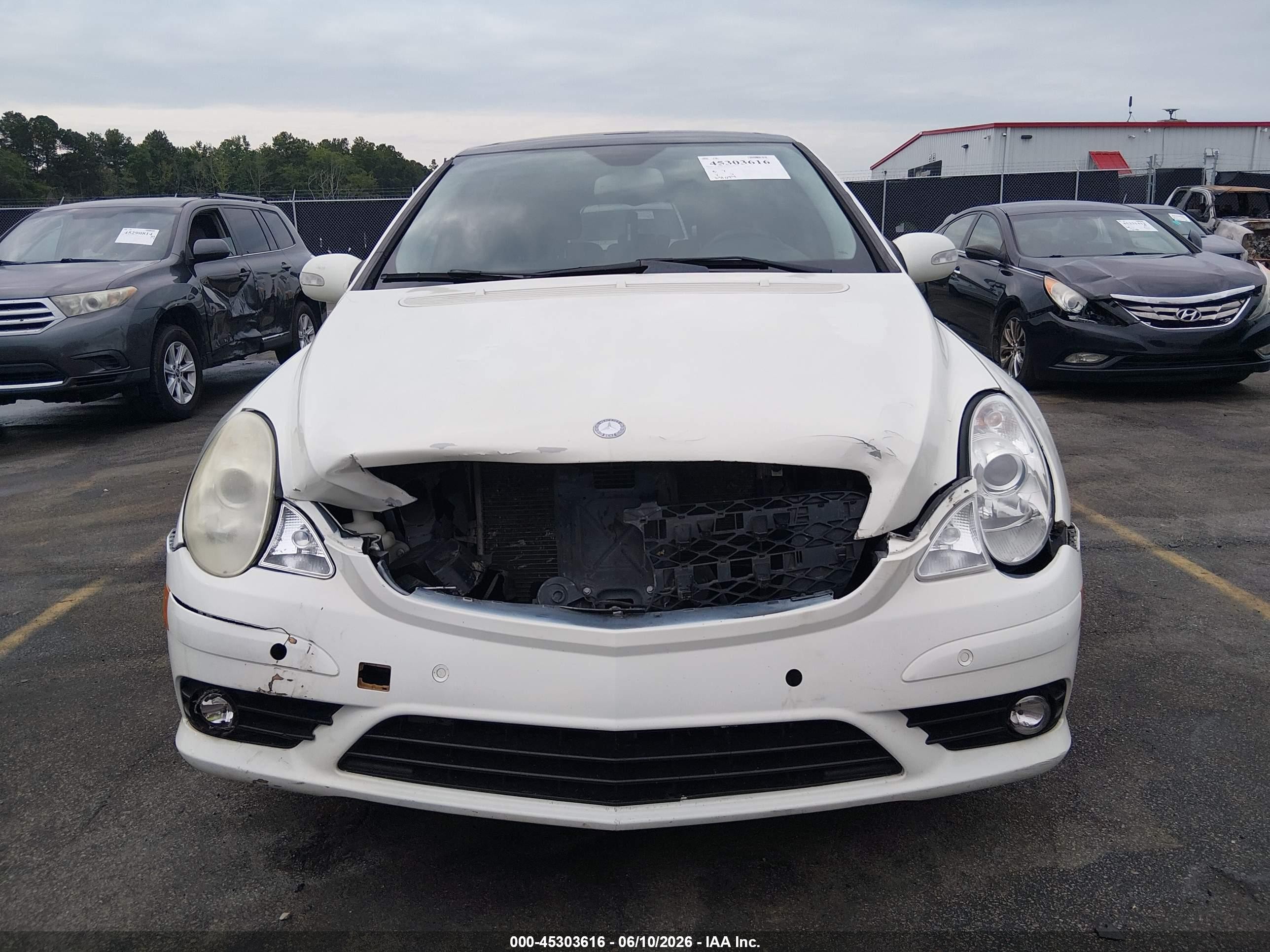 2010 Mercedes-benz R 350 4matic Белый vin: 4JGCB6FE1AA111693