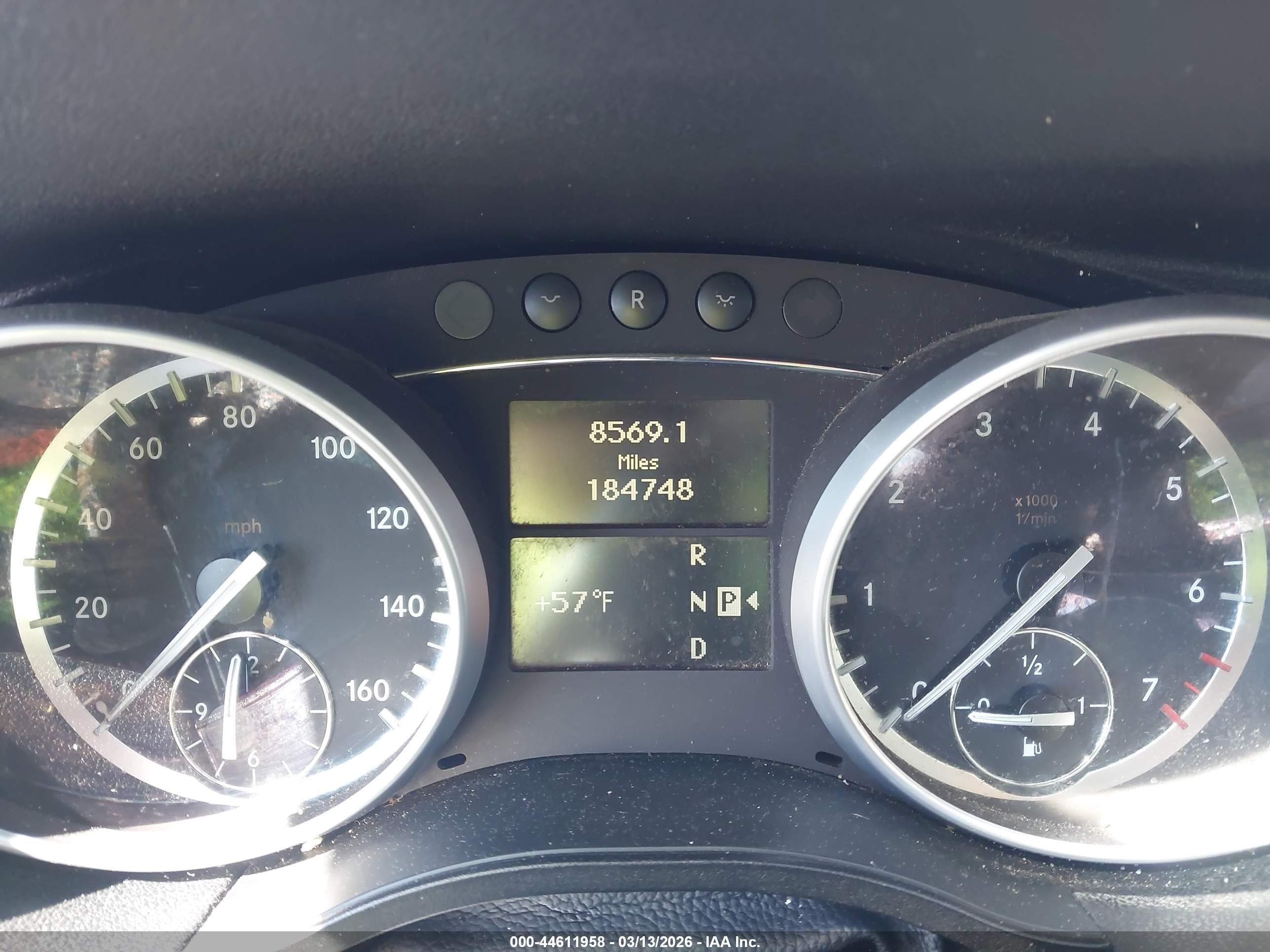 2011 Mercedes-benz R 350 4matic Black vin: 4JGCB6FE1BA117849