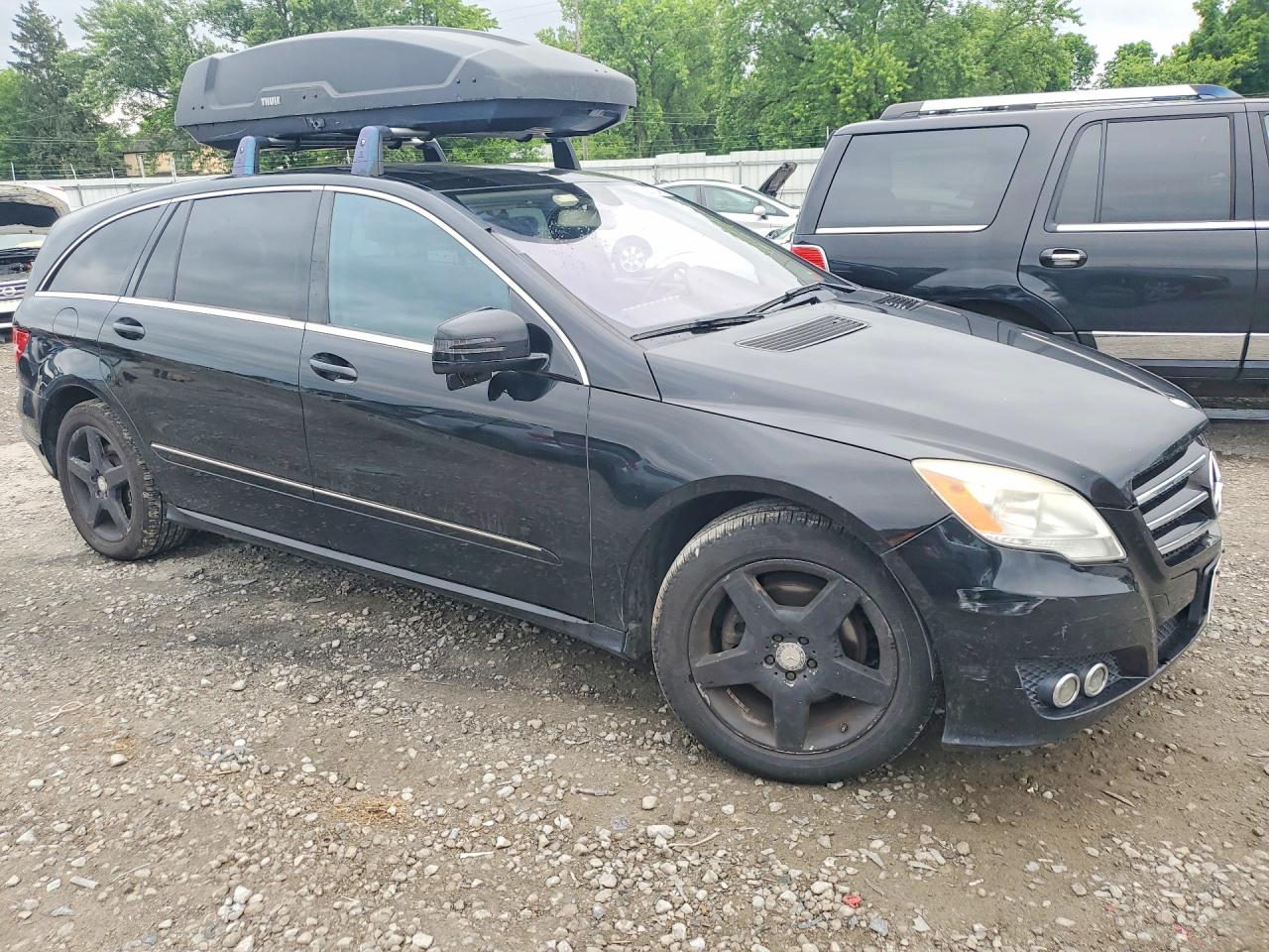 2011 Mercedes-benz R 350 4matic Black vin: 4JGCB6FE1BA128737