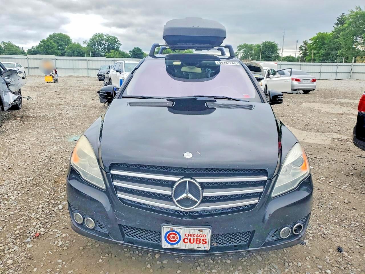 2011 Mercedes-benz R 350 4matic Black vin: 4JGCB6FE1BA128737