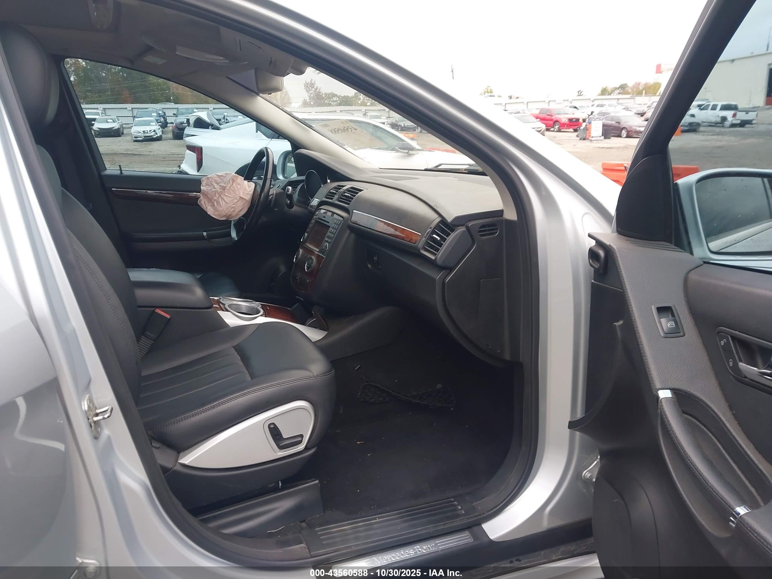 2010 Mercedes-benz R 350 4matic Silver vin: 4JGCB6FE2AA111170
