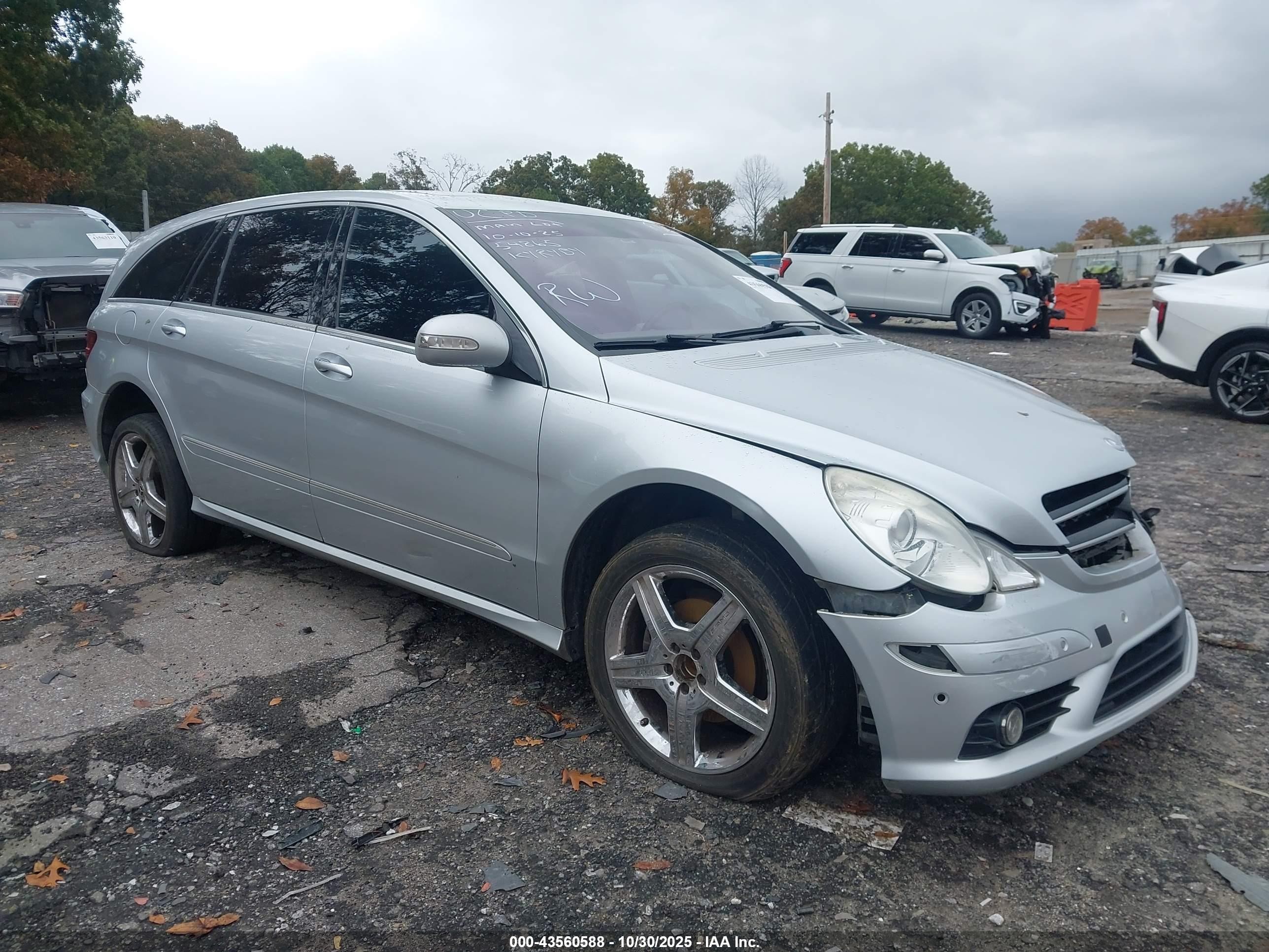 2010 Mercedes-benz R 350 4matic Silver vin: 4JGCB6FE2AA111170