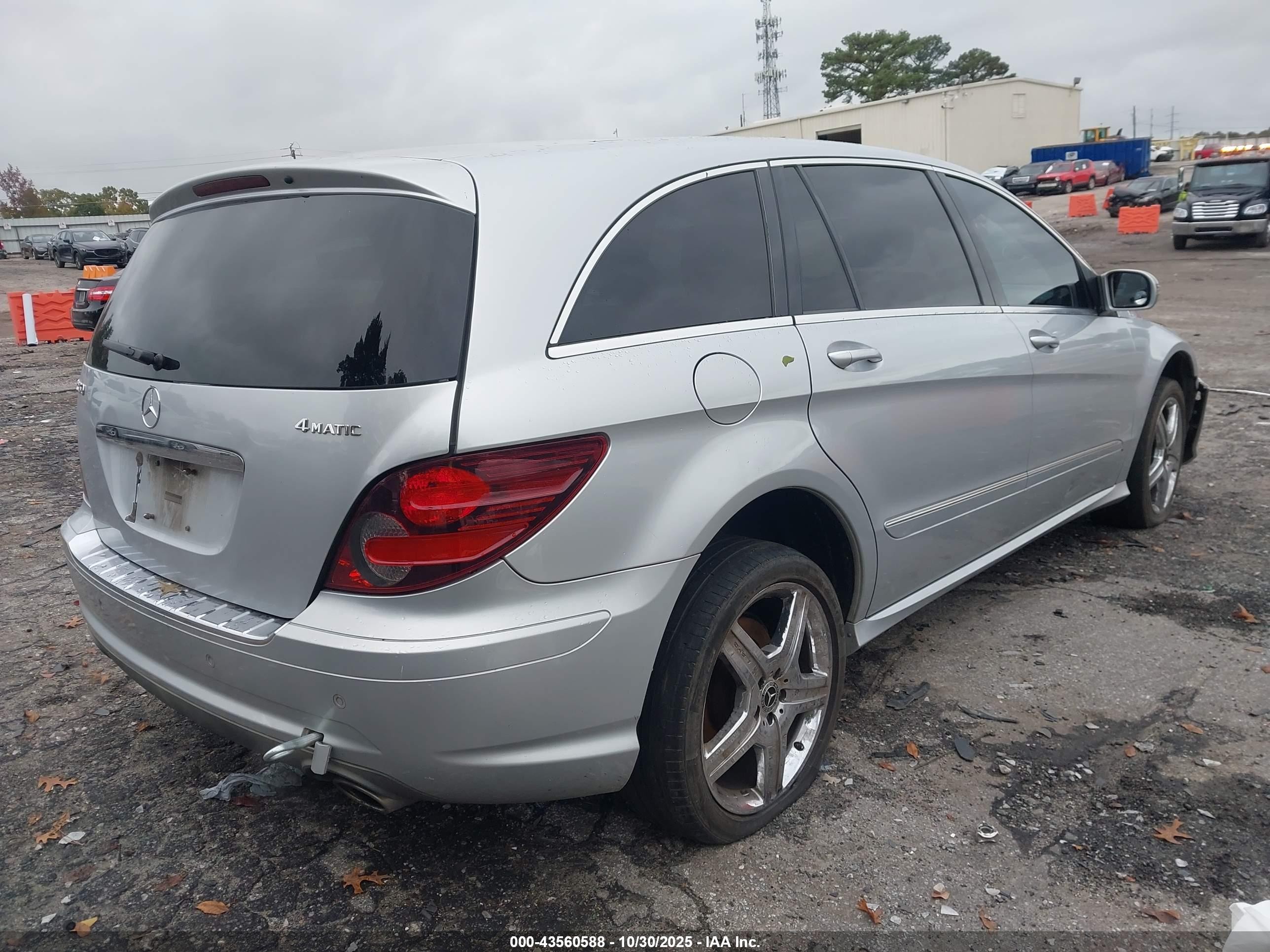 2010 Mercedes-benz R 350 4matic Silver vin: 4JGCB6FE2AA111170
