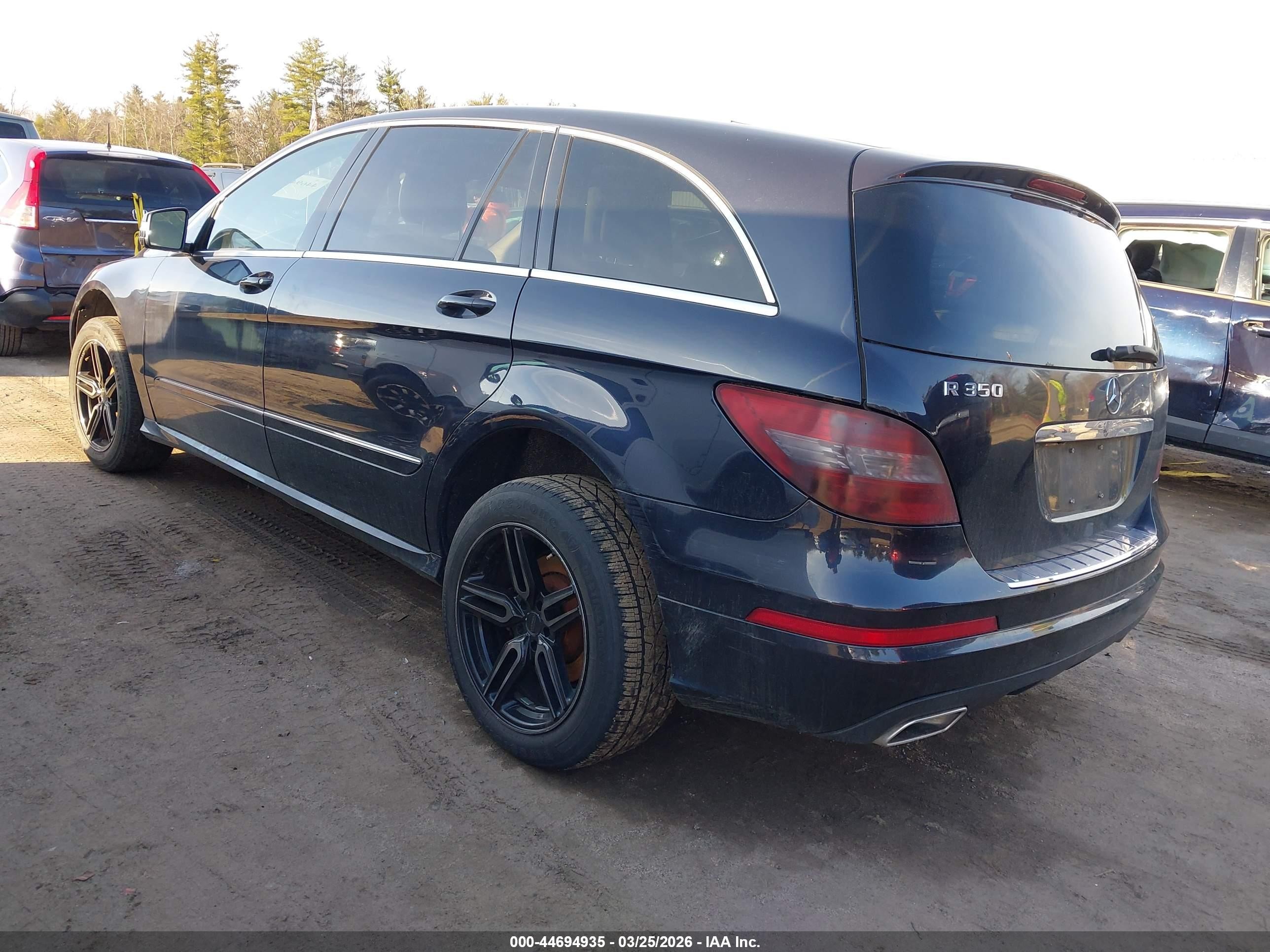 2011 Mercedes-benz R 350 4matic Black vin: 4JGCB6FE2BA125328