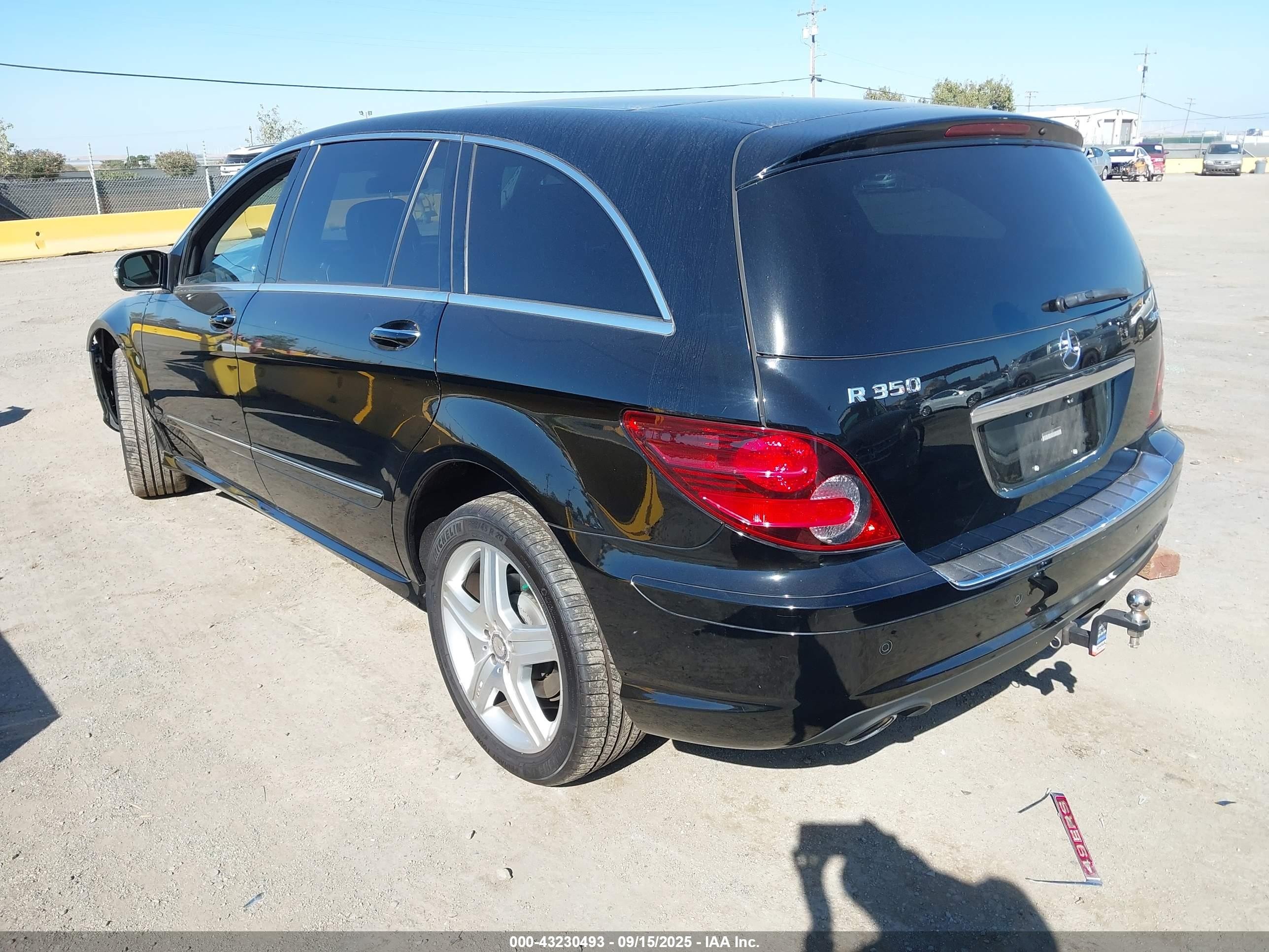 2010 Mercedes-benz R 350 4matic Black vin: 4JGCB6FE5AA112572