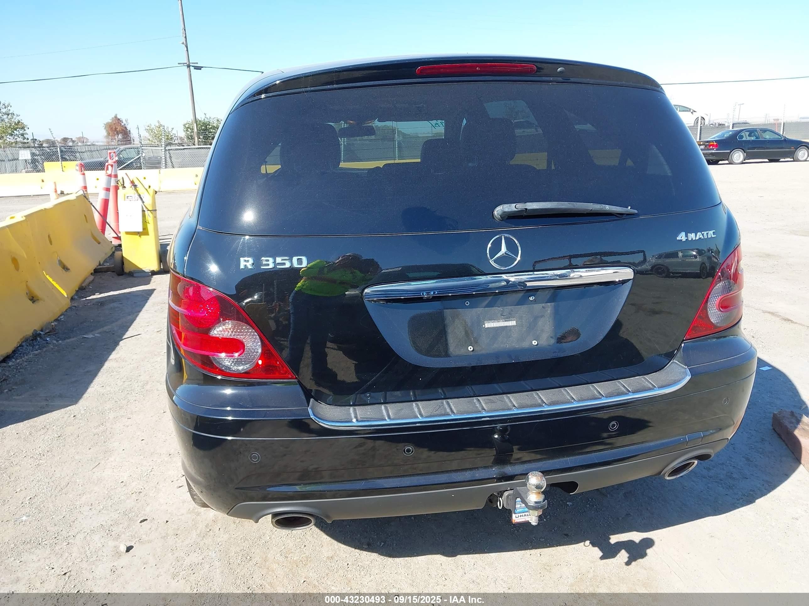 2010 Mercedes-benz R 350 4matic Black vin: 4JGCB6FE5AA112572