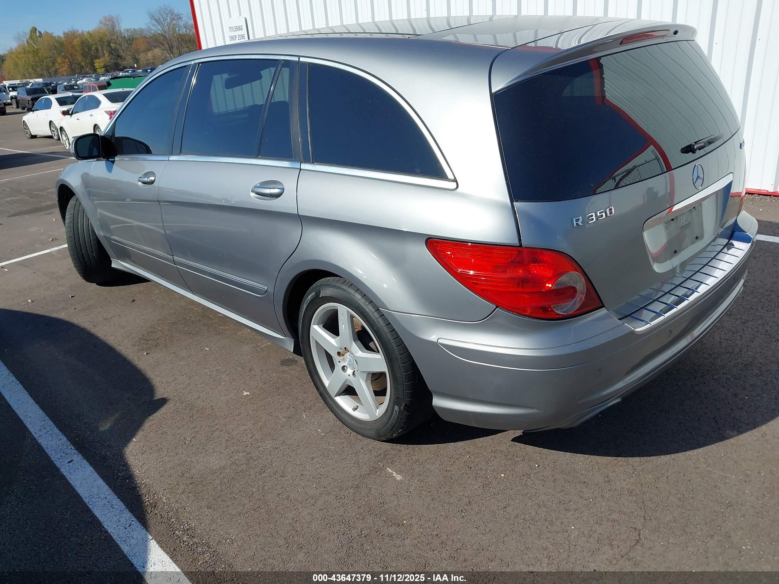 2010 Mercedes-benz R 350 4matic Silver vin: 4JGCB6FE6AA111706