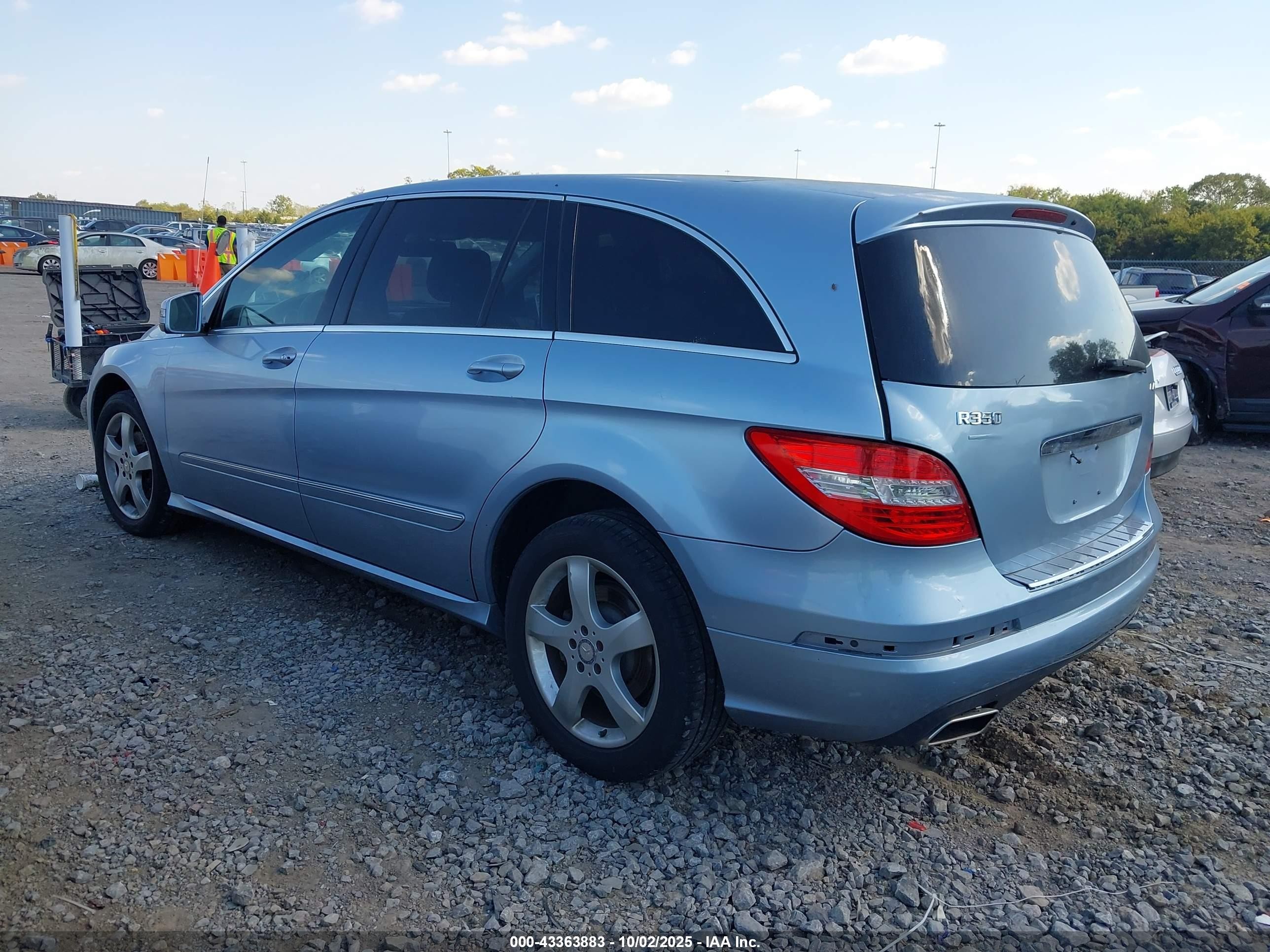 2011 Mercedes-benz R 350 4matic Blue vin: 4JGCB6FE6BA122173