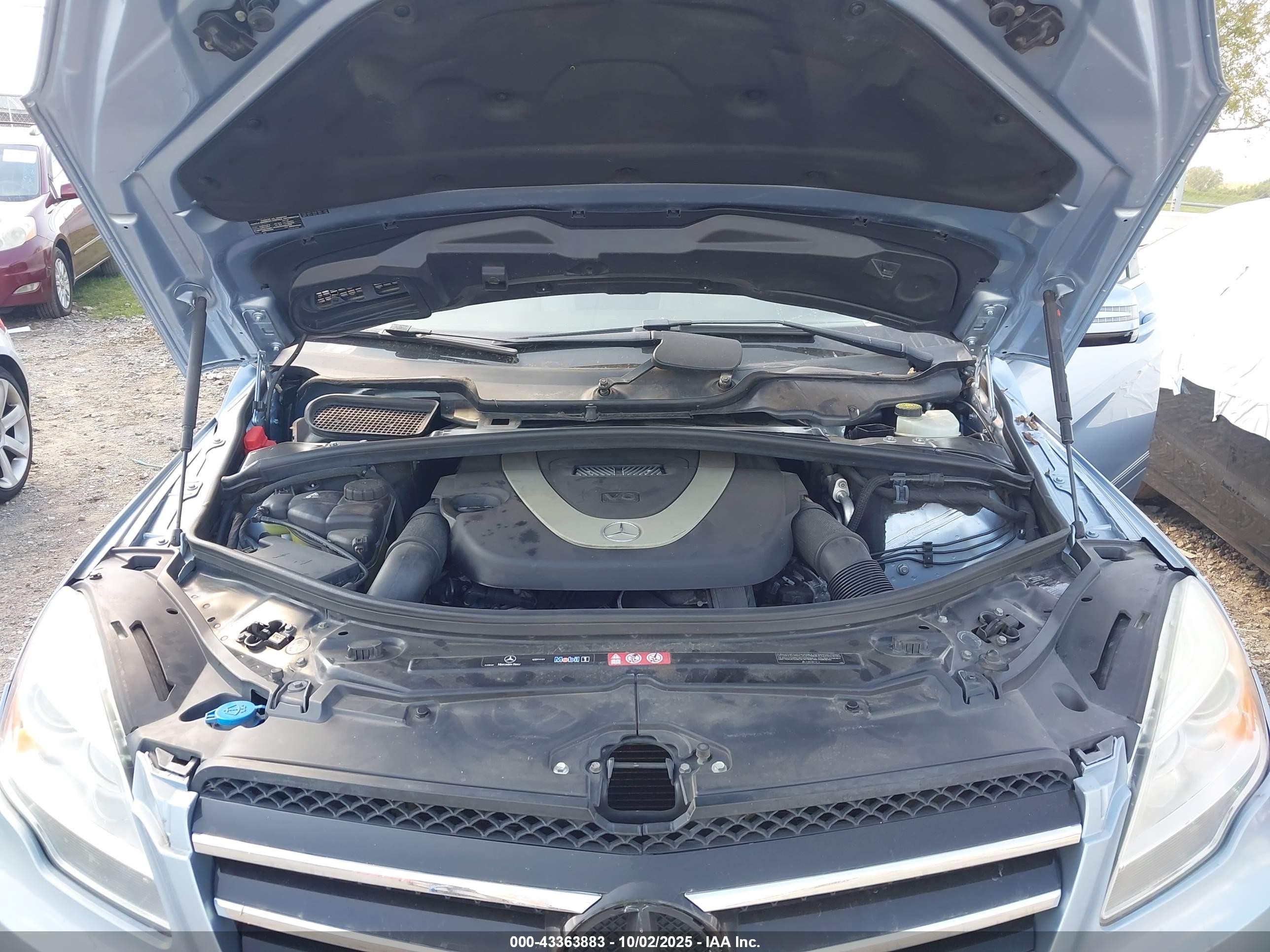 2011 Mercedes-benz R 350 4matic Blue vin: 4JGCB6FE6BA122173