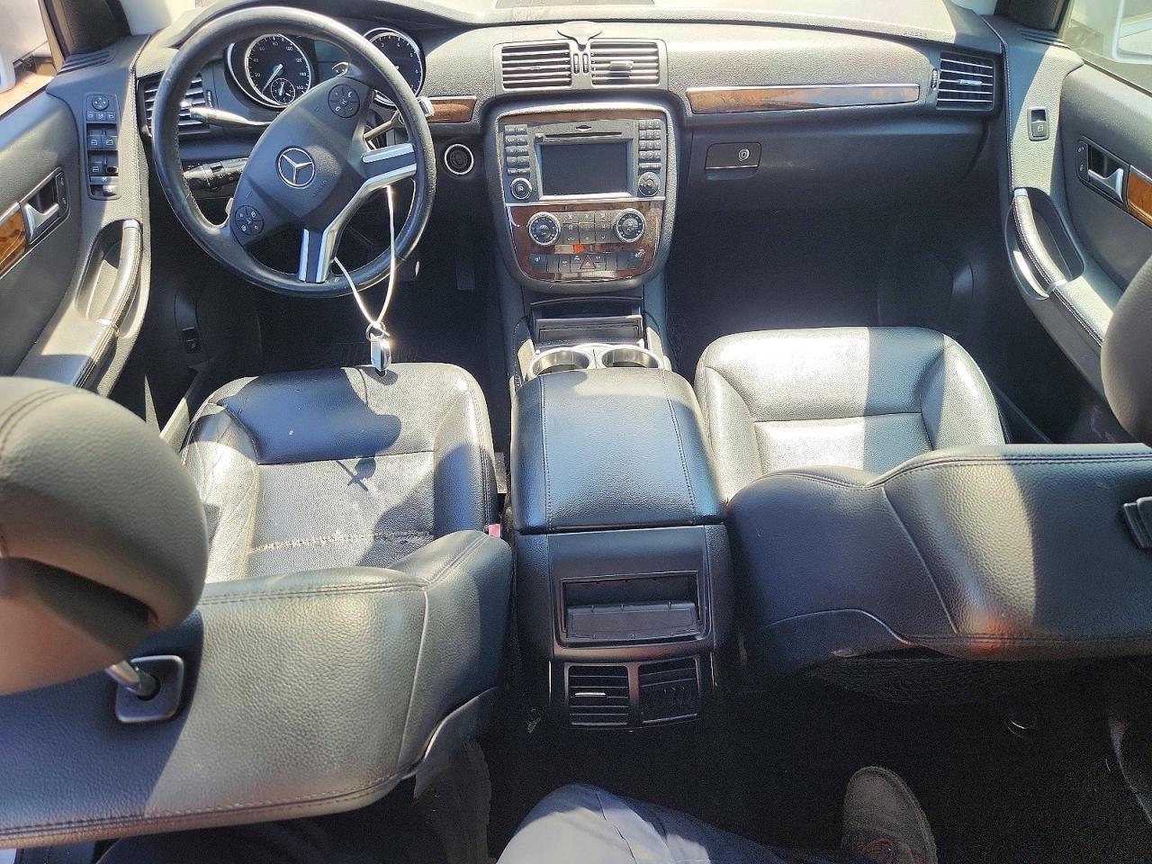 2011 Mercedes-benz R 350 4matic Silver vin: 4JGCB6FE7BA114387