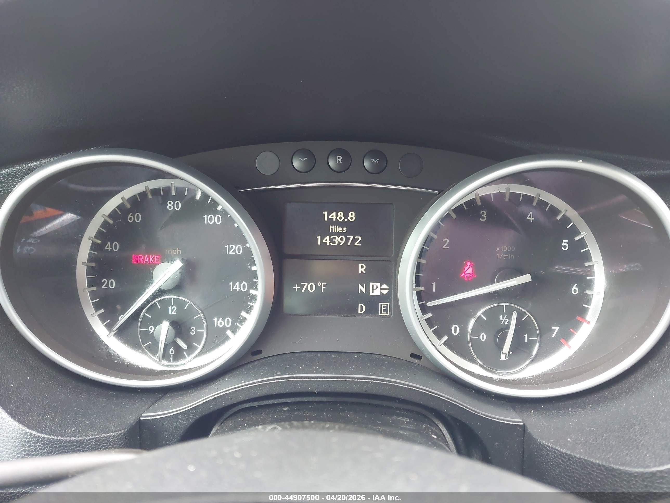 2011 Mercedes-benz R 350 4matic Silver vin: 4JGCB6FE7BA117614