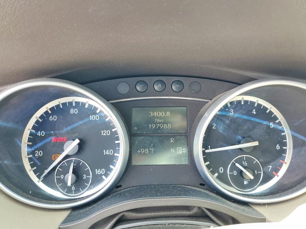 2011 Mercedes-benz R 350 4matic White vin: 4JGCB6FE7BA130881