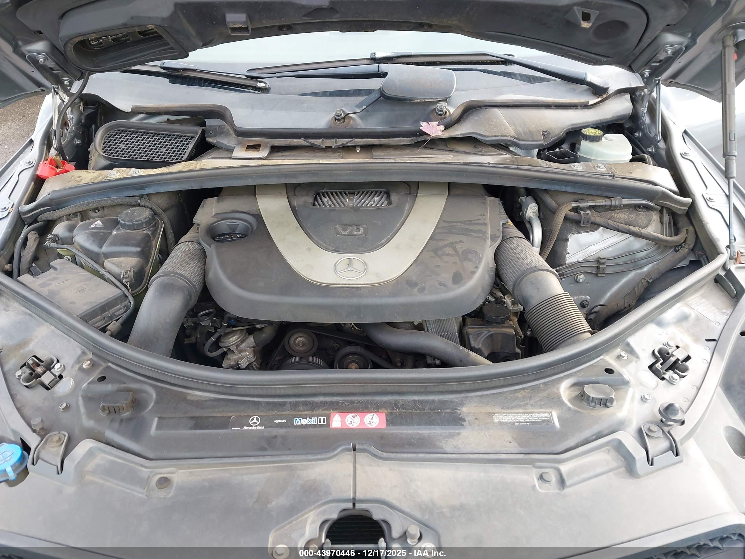2011 Mercedes-benz R 350 4matic Silver vin: 4JGCB6FE8BA116469