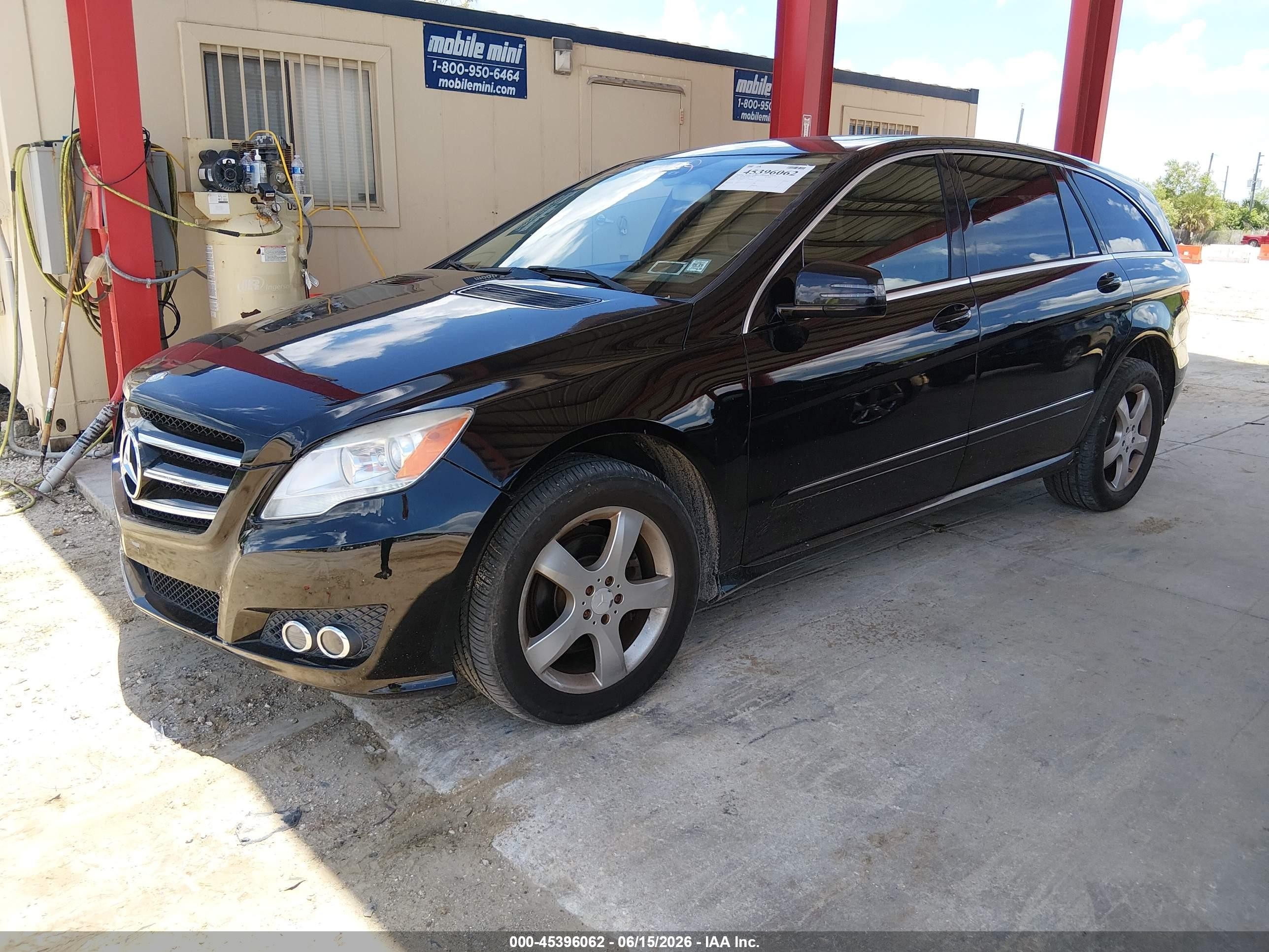 2011 Mercedes-benz R 350 4matic Черный vin: 4JGCB6FE8BA127312