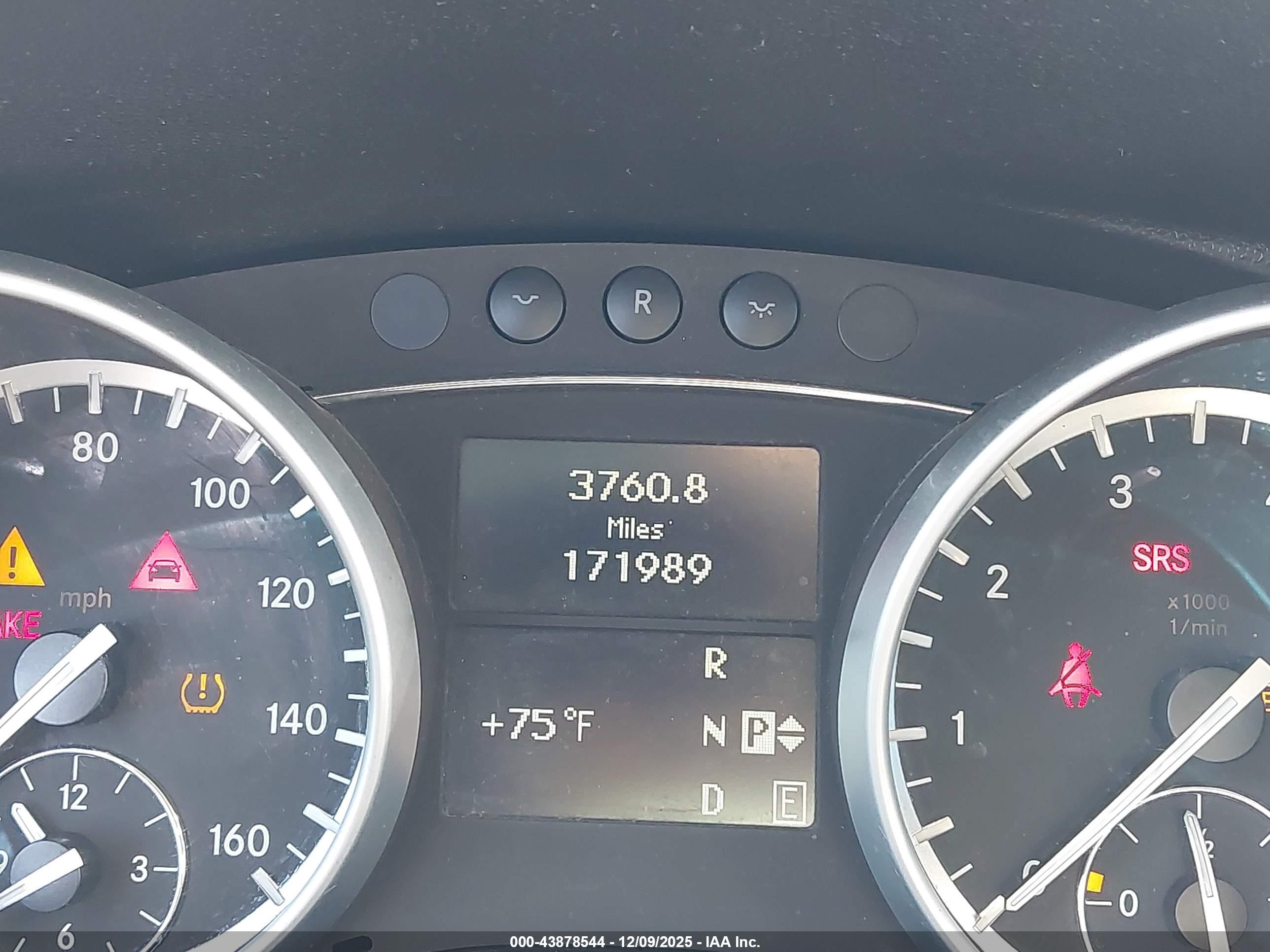 2011 Mercedes-benz R 350 4matic White vin: 4JGCB6FE9BA115282