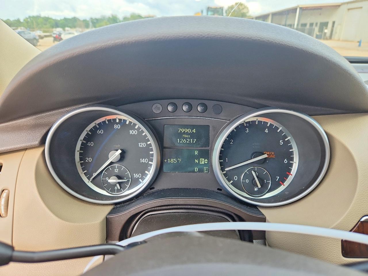 2011 Mercedes-benz R 350 4matic White vin: 4JGCB6FE9BA115914