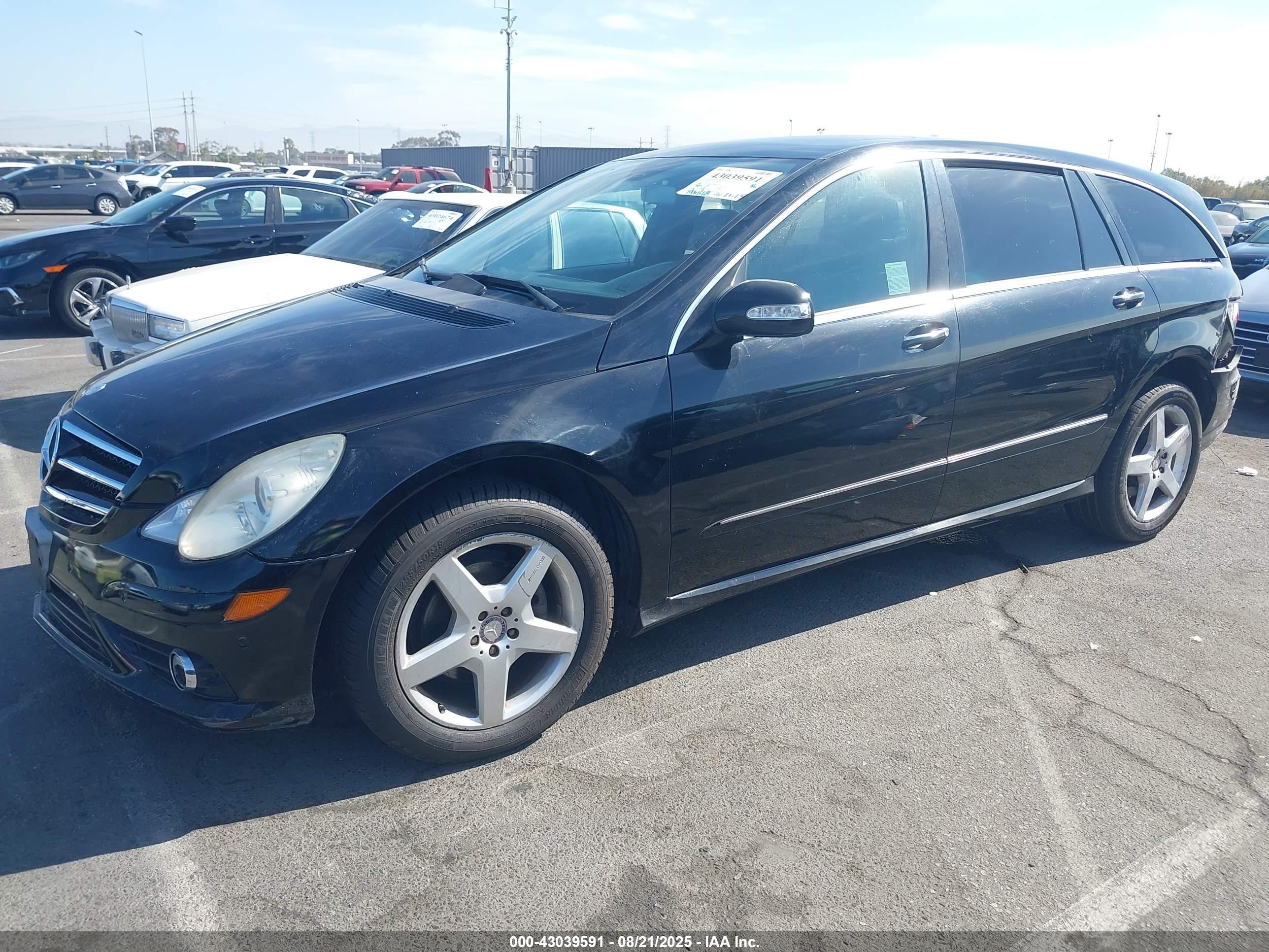 2010 Mercedes-benz R 350 4matic Black vin: 4JGCB6FEXAA111157