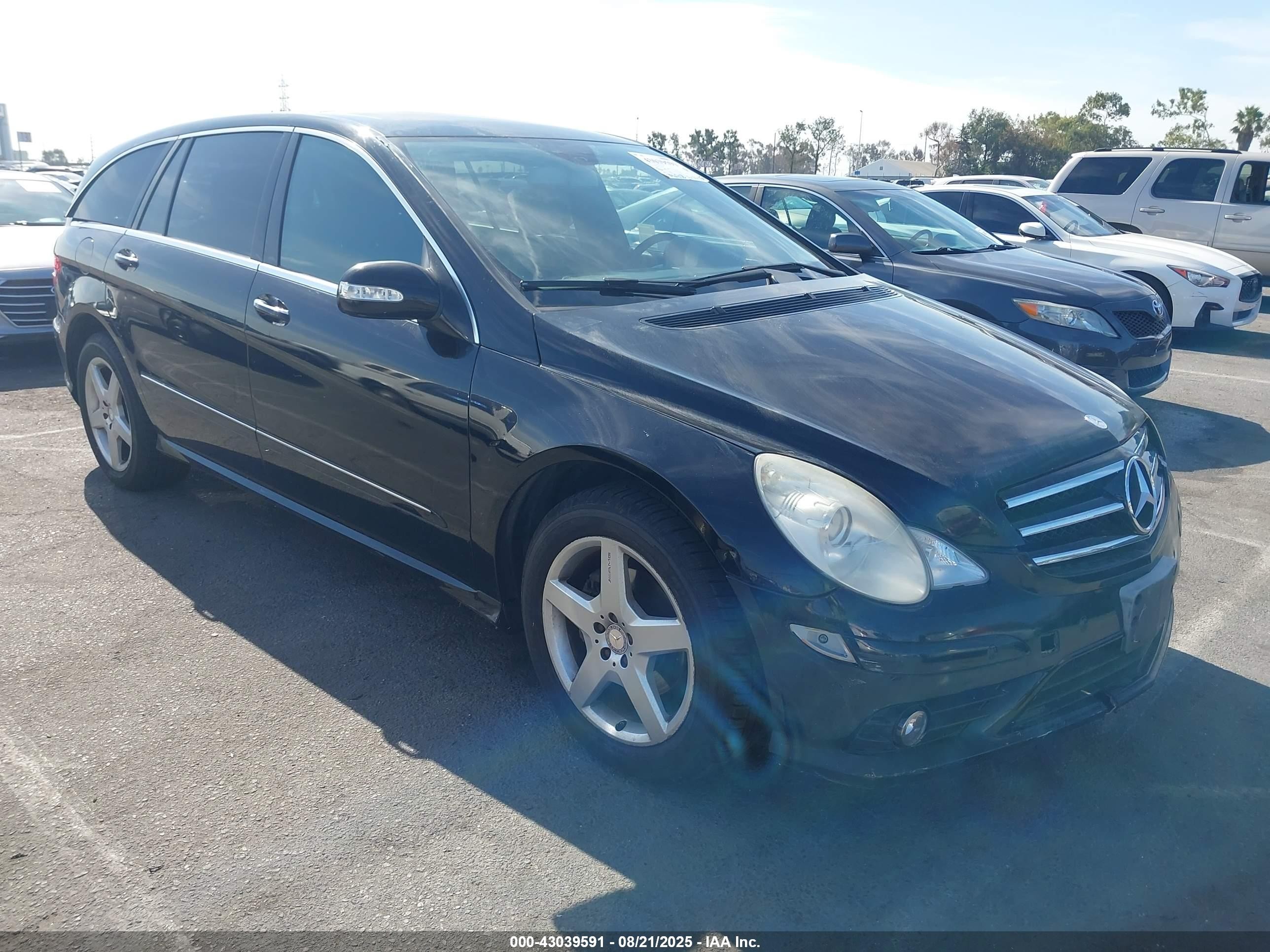 2010 Mercedes-benz R 350 4matic Black vin: 4JGCB6FEXAA111157