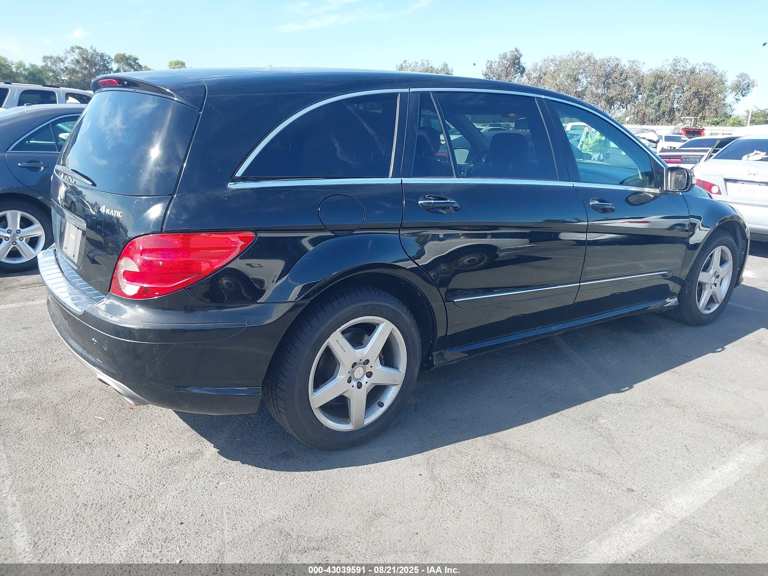 2010 Mercedes-benz R 350 4matic Black vin: 4JGCB6FEXAA111157