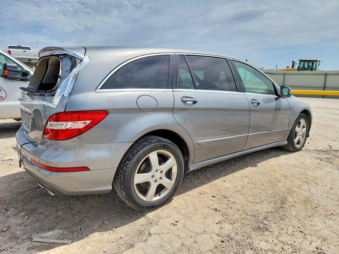 2011 Mercedes-benz R 350 4matic Charcoal vin: 4JGCB6FEXBA127084