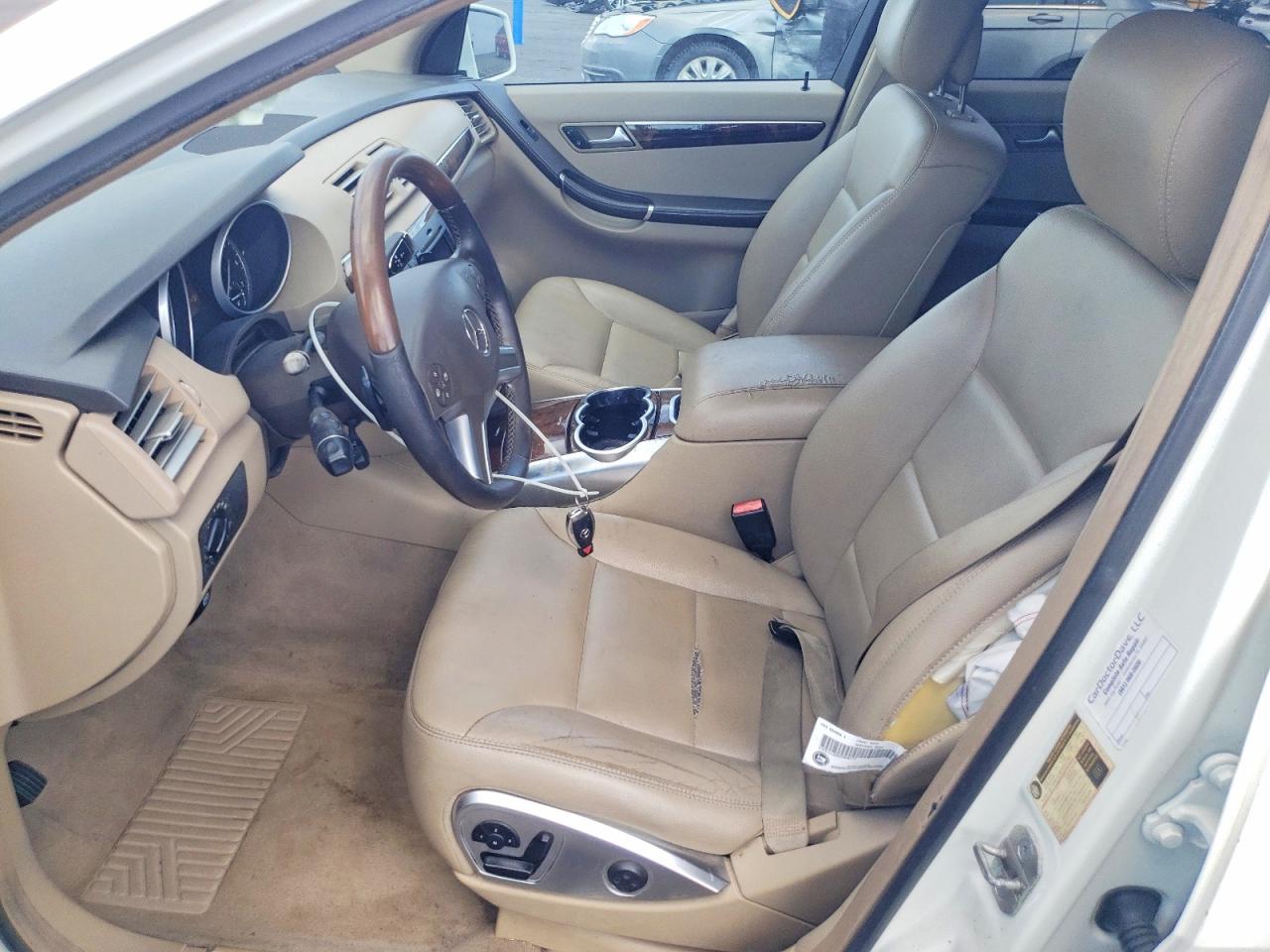 2011 Mercedes-benz R 350 4matic Белый vin: 4JGCB6FEXBA130230