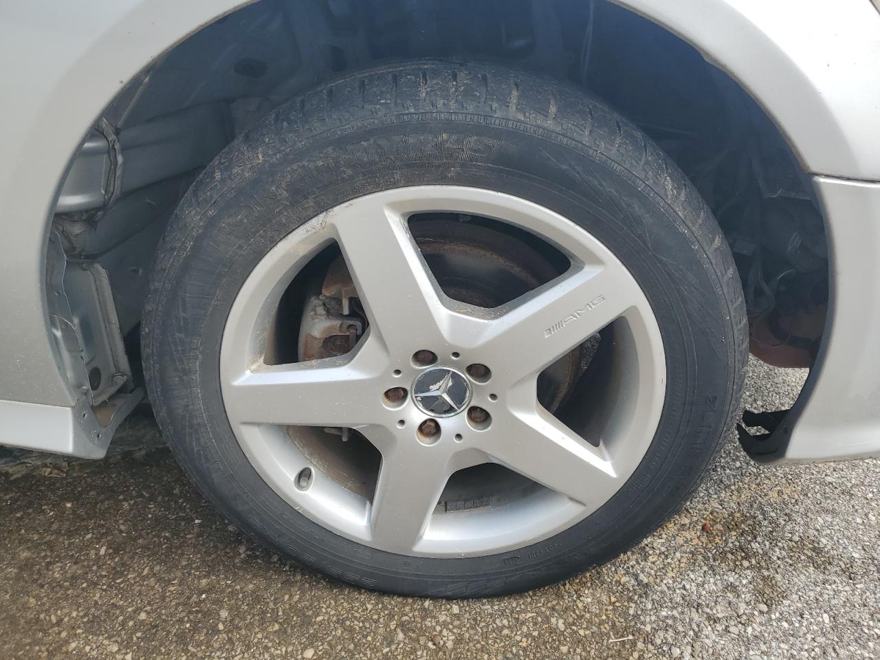 2006 Mercedes-benz R 500 Silver vin: 4JGCB75E06A025130 Damage: Right Front Wheel, Curb Rash, 1 To 2 Inches