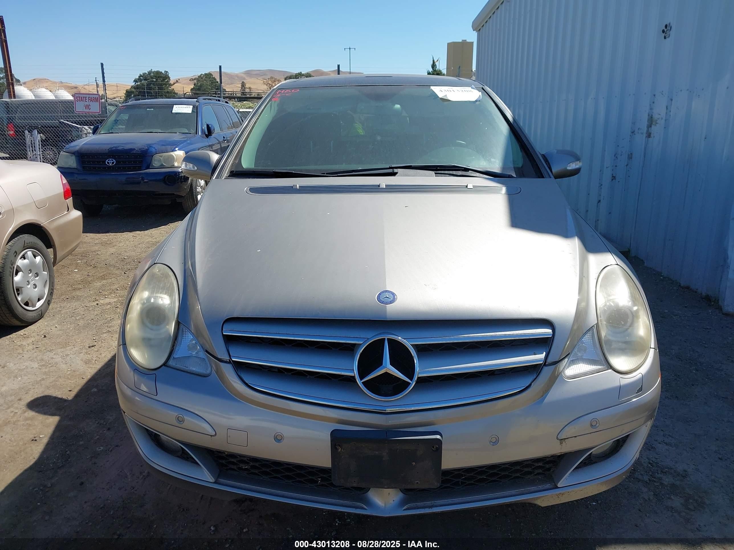 2006 Mercedes-benz R 500 4matic Серый vin: 4JGCB75E16A007770